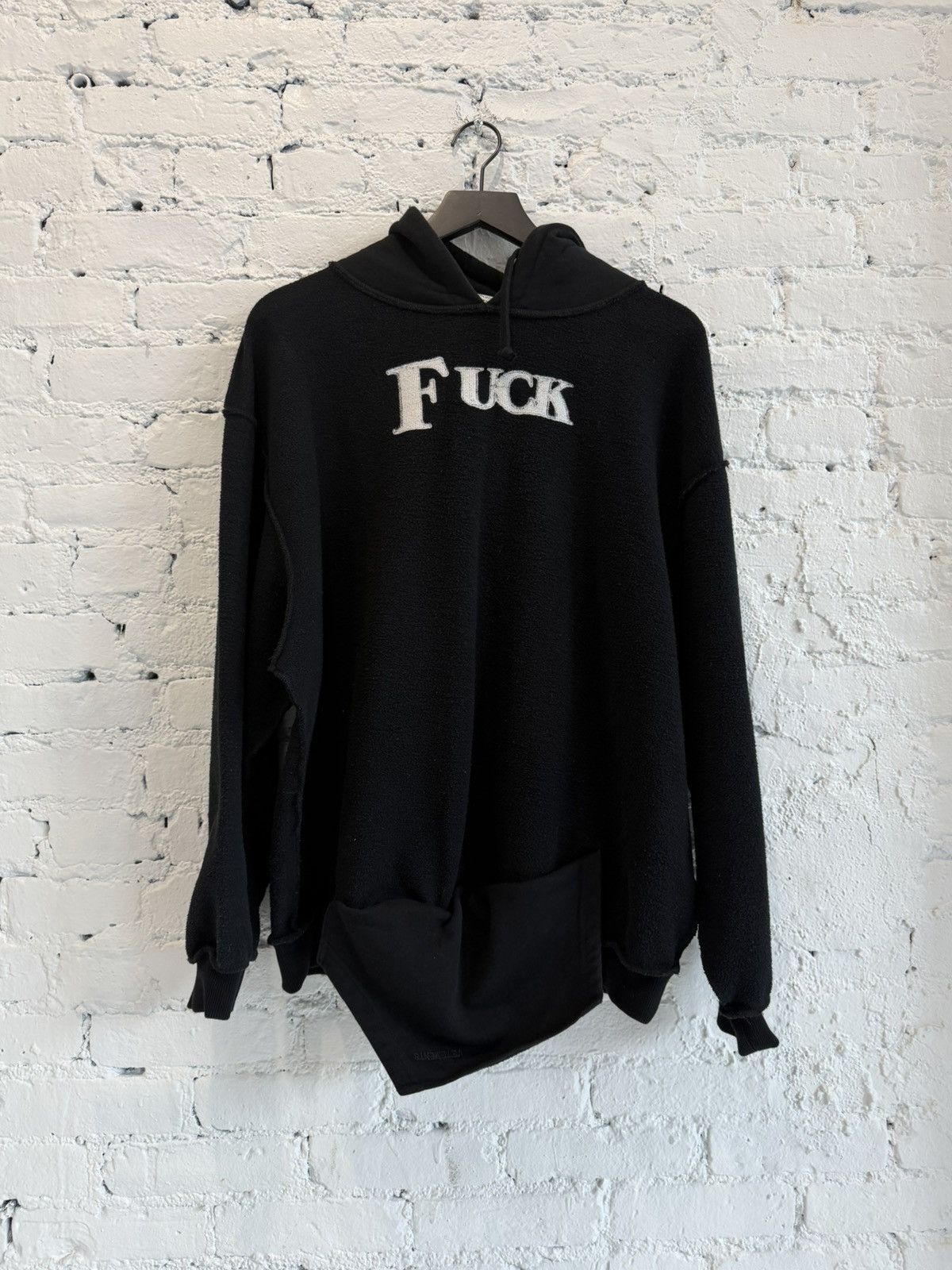 【値下げ】VETEMENTS Chemical Fuck パーカー　ブラック L Vetements Vetements 'Fuck' Chemistry Hoodie | Grailed