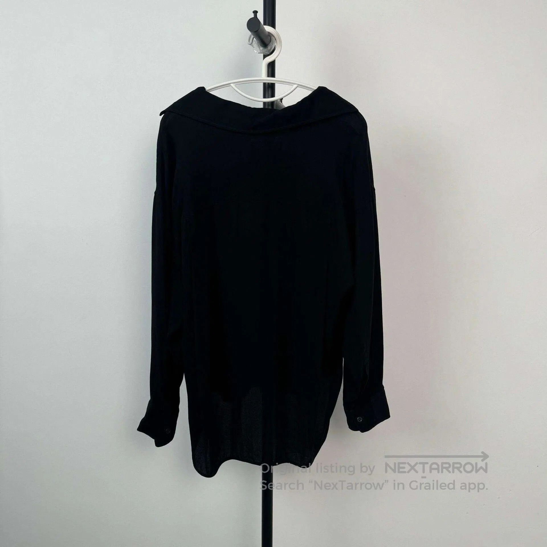 Balenciaga balenciaga long sleeve shirt size 38. Size US M / EU 48-50 / 2 - 4 Thumbnail