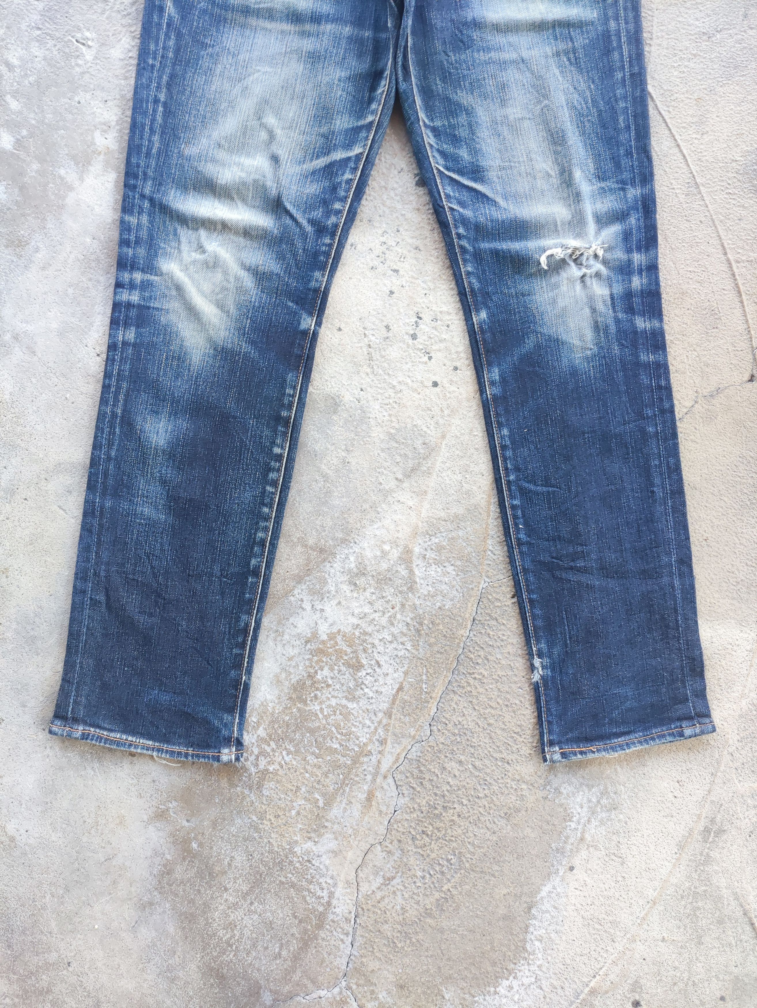 Jean × Levi's Vintage Levi's 551 Distressed Jeans Faded Denim Pants W32 Size US 32 / EU 48 - 4 Thumbnail