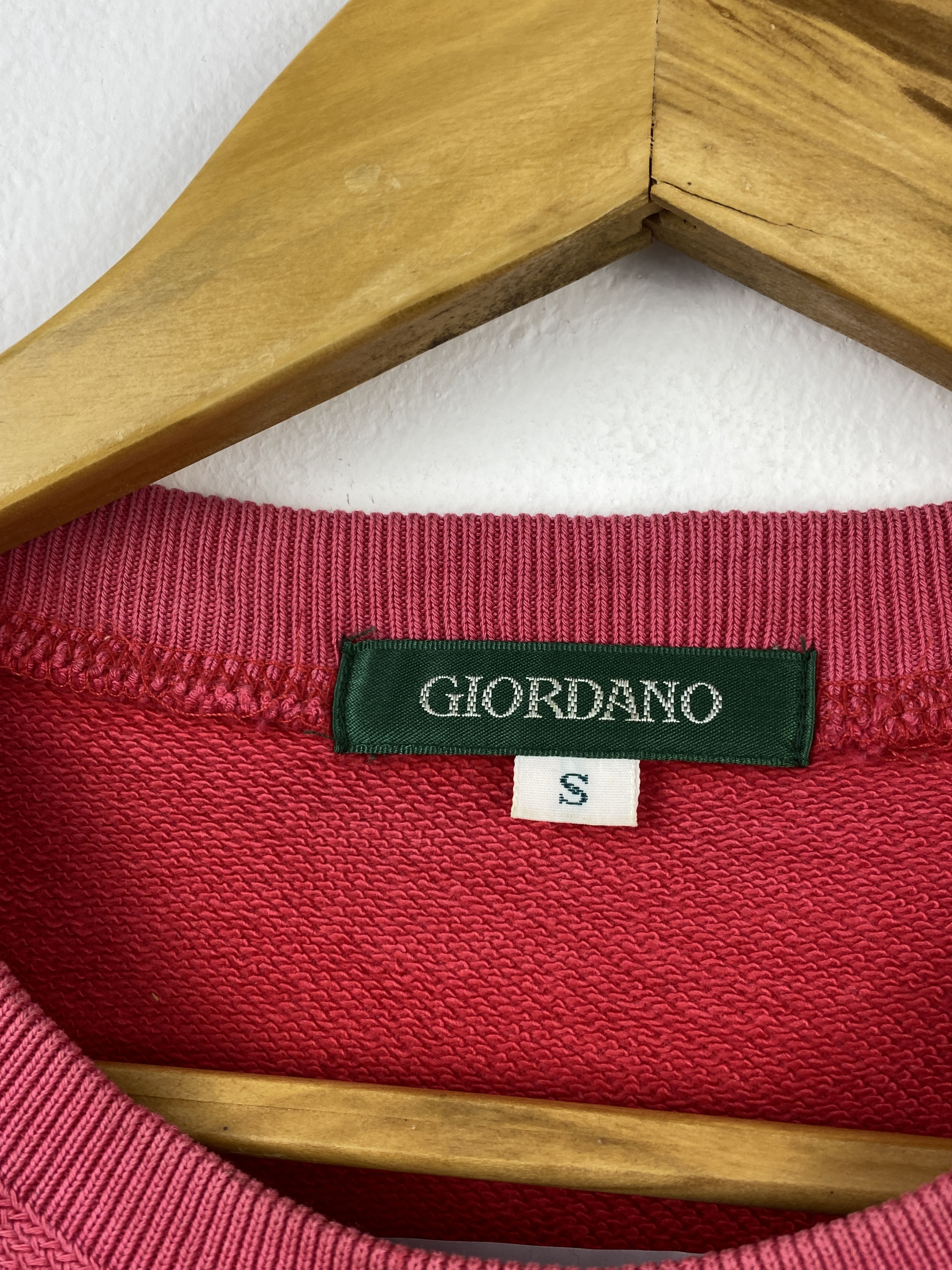 Giordano Vintage Giordano Embroidery Spell Out Sweatshirt SH0441 Size US S / EU 44-46 / 1 - 5 Thumbnail