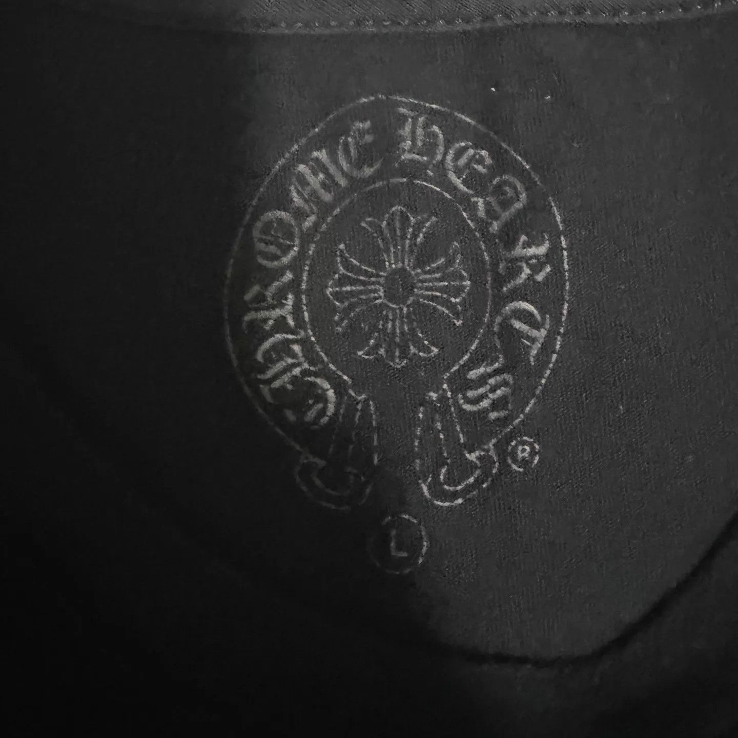 Chrome Hearts Chrome Hearts HK Exclusive Black LS Arm Vine Qilin Cross L Size US L / EU 52-54 / 3 - 3 Thumbnail