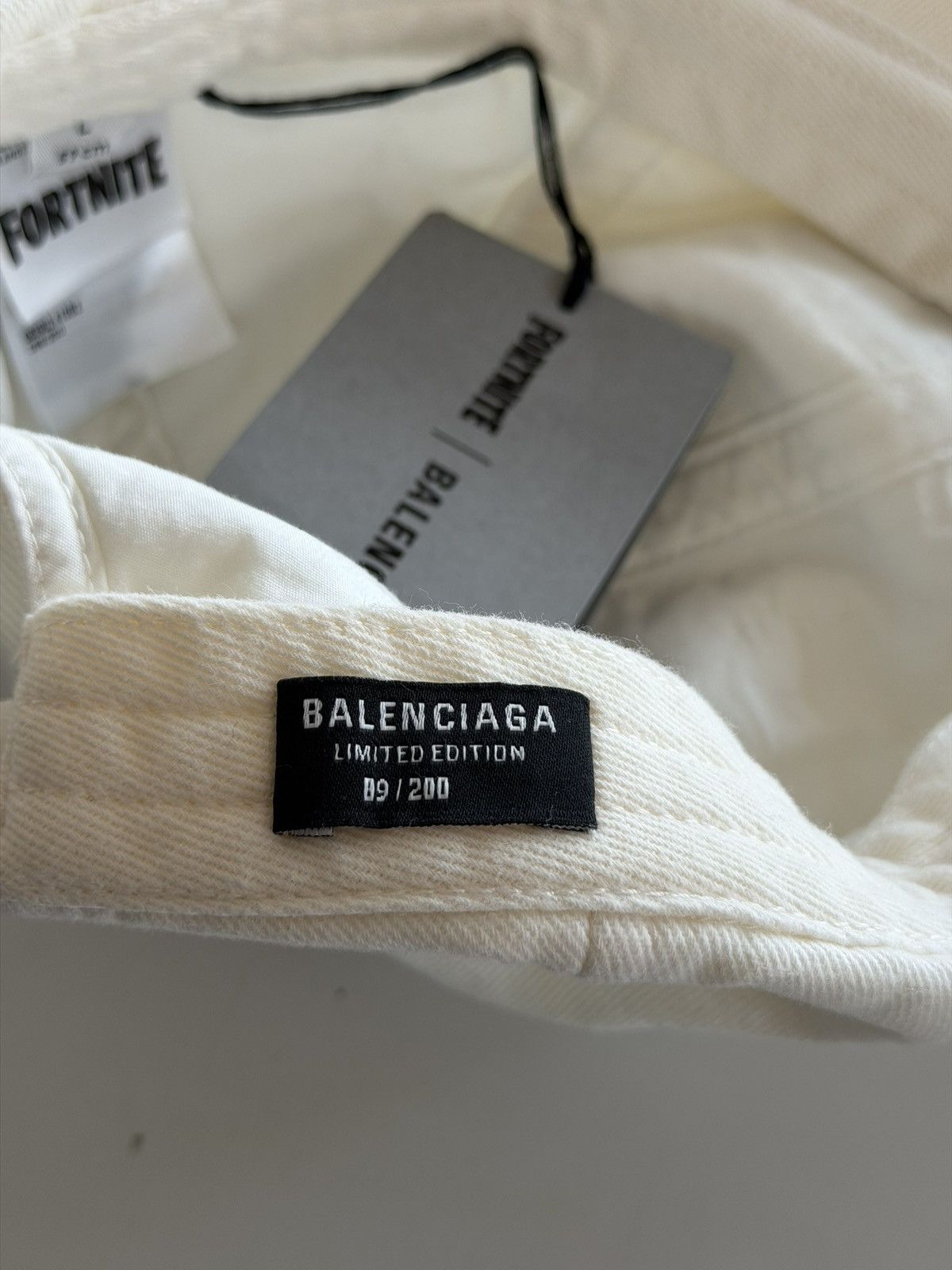 Balenciaga BALENCIAGA x FORTNITE CAP DEMNA COLLAB LIMITED EDITION 200 Size ONE SIZE - 7 Thumbnail