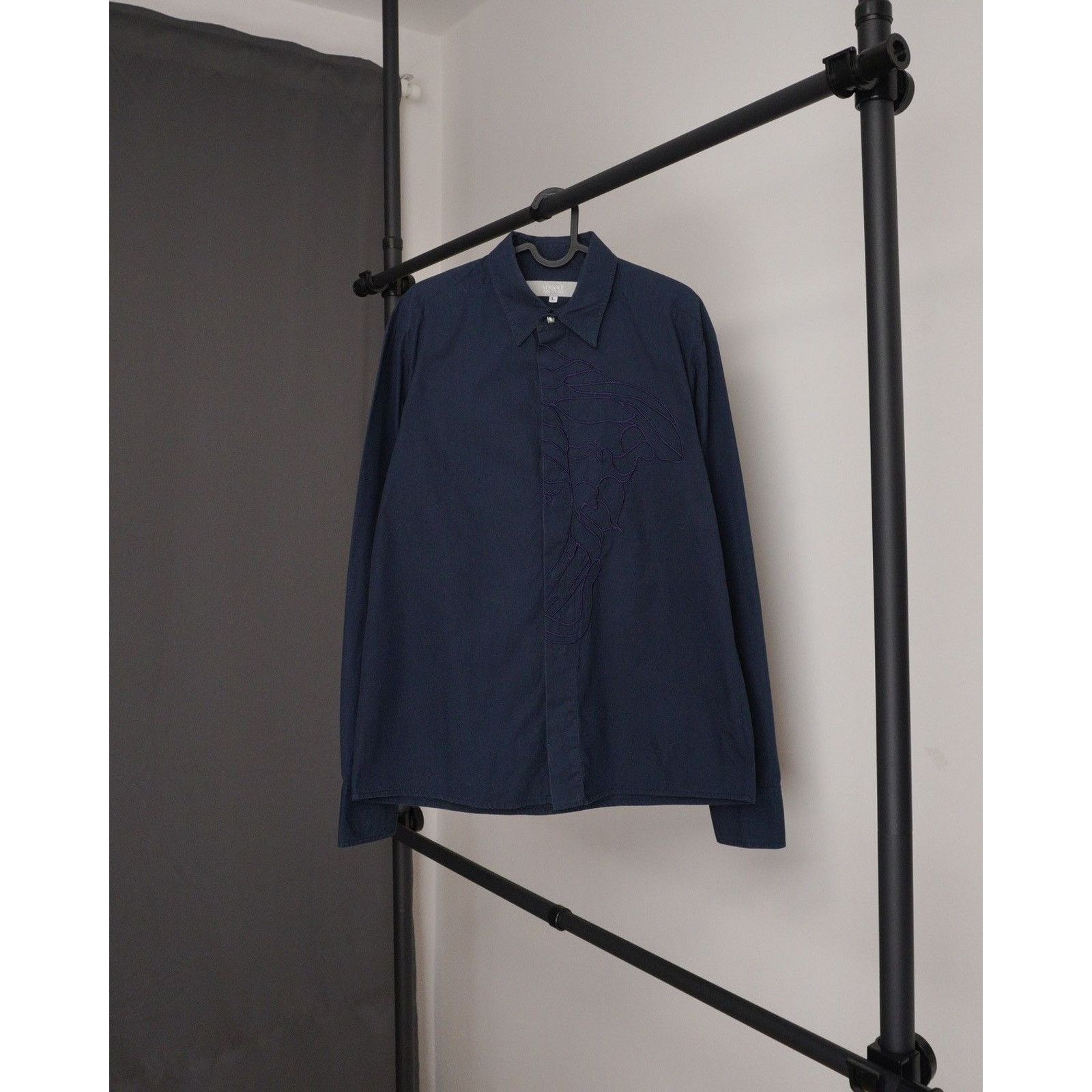 Versace Vintage versace classic medusa navy blue shirt Size US L / EU 52-54 / 3 - 1 Thumbnail