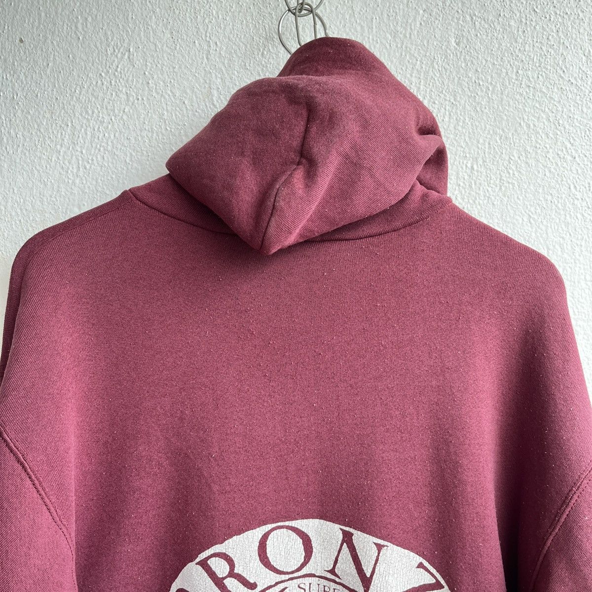 Vintage BRONZE AGE 1980s FISH SKULL SURF DESIGN REAL VINTAGE HOODIE Size US M / EU 48-50 / 2 - 23 Thumbnail