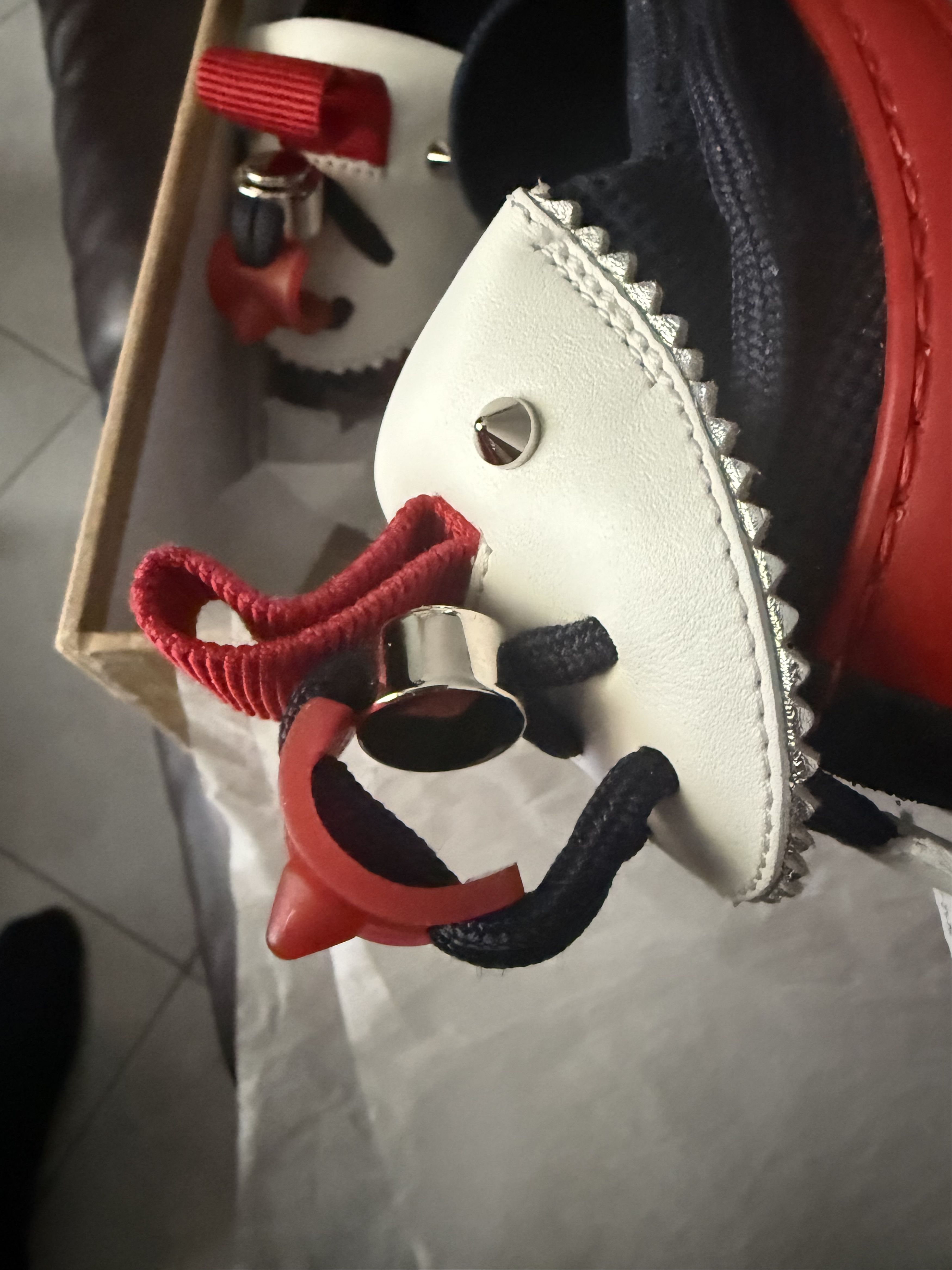 Christian Louboutin Arpoador Low-Top Sneakers Size US 9 / EU 42 - 12 Thumbnail