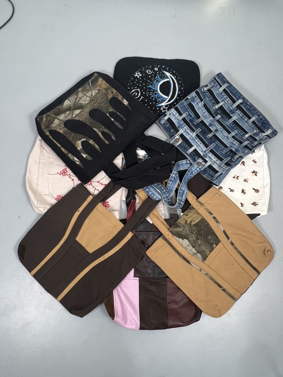 Better With Age Collection of vintage rework bags Size ONE SIZE - 2 Thumbnail