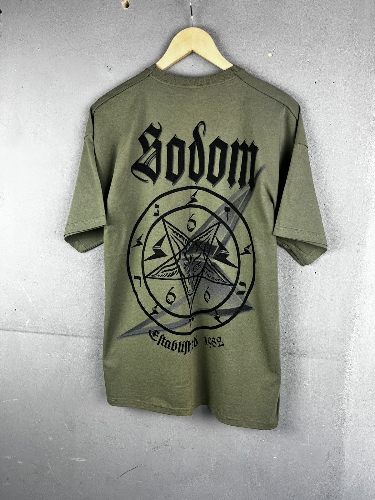 Band Tees Sodom - witching metal T-shirt Size US XL / EU 56 / 4 - 5 Thumbnail