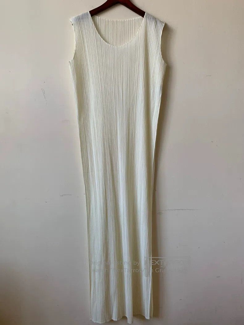 Issey Miyake Issey Miyake Medium Length Dress Size S / US 4 / IT 40 - 1 Thumbnail