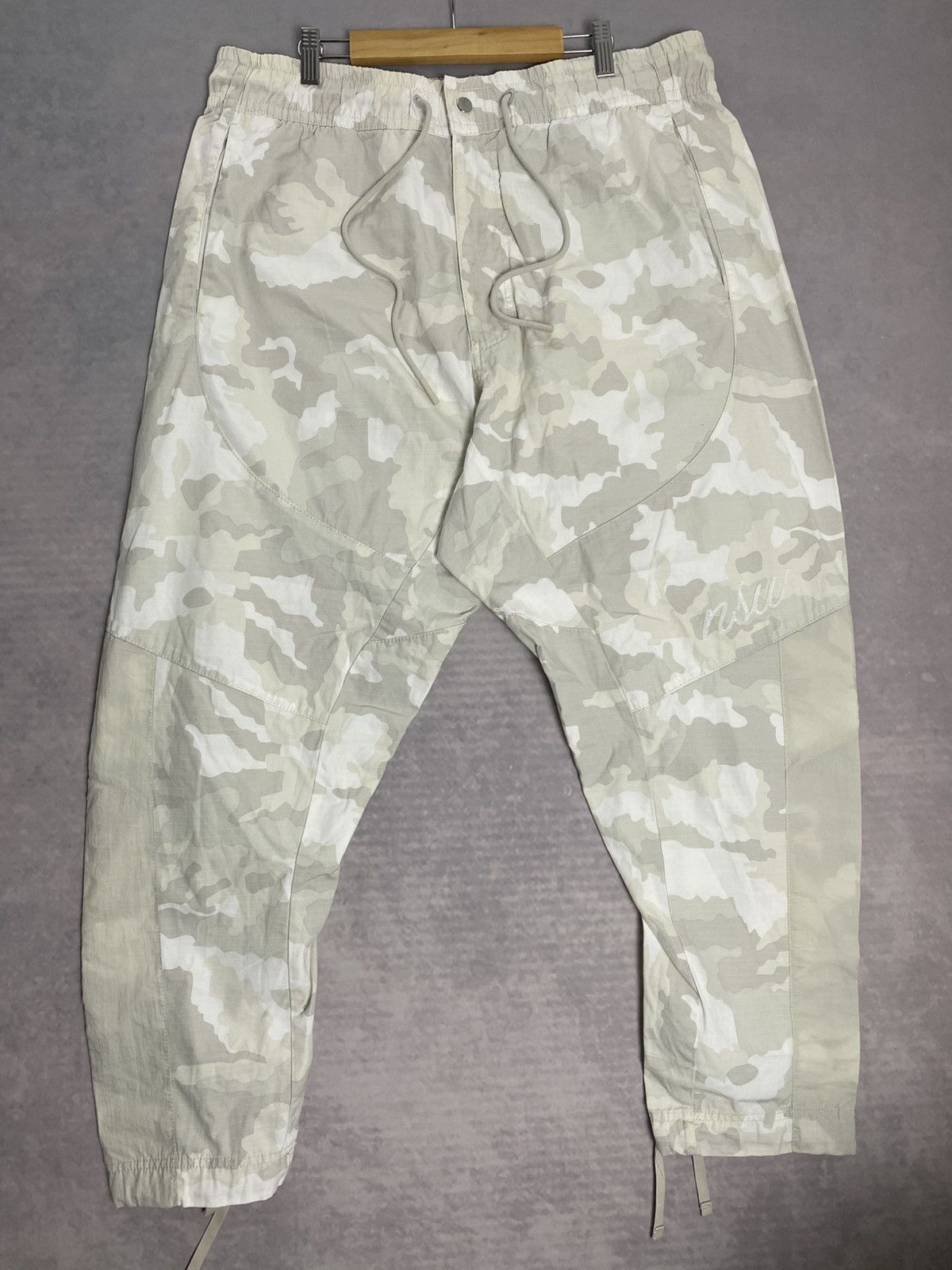 Nike Nike NSW camoflag camo army design Size US 35 - 1 Thumbnail