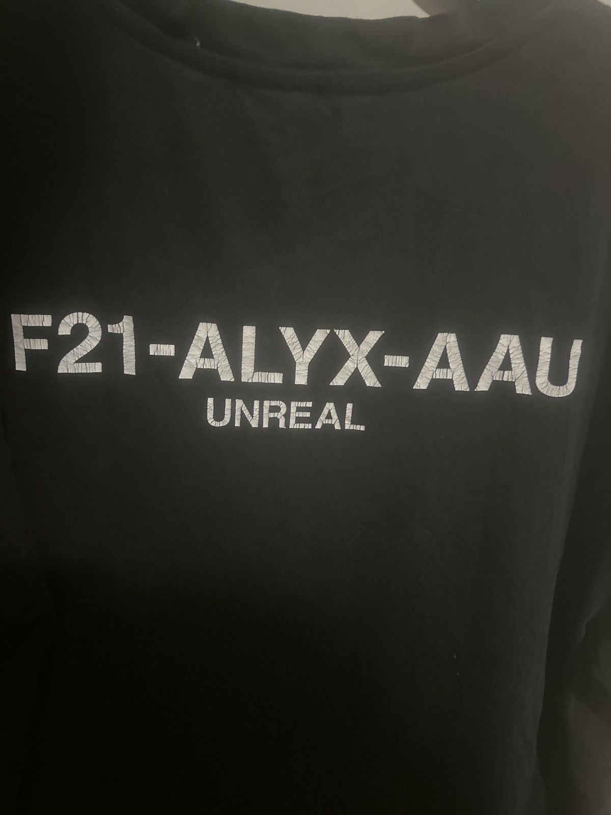 1017 ALYX 9SM 1017 alyx 9sm unreal tee Size US M / EU 48-50 / 2 - 3 Thumbnail