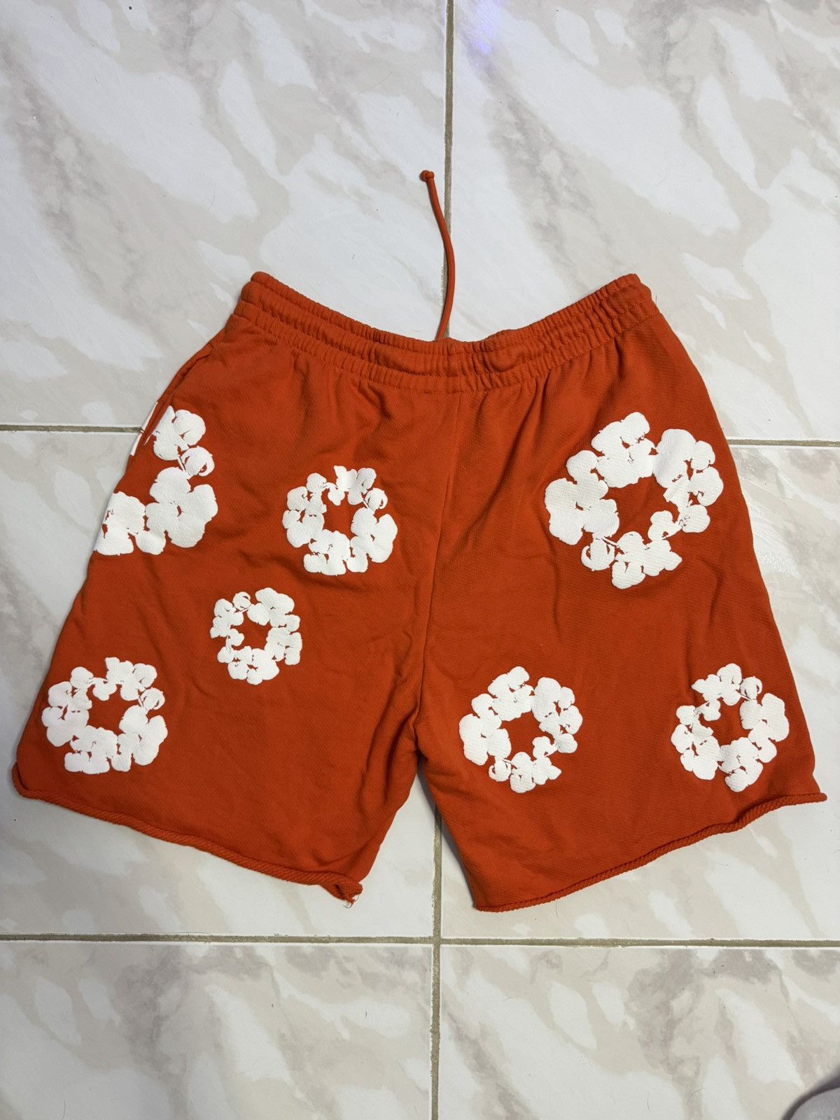 DENIM TEARS Denim Tears Cotton Wreath Shorts Orange Size L Size US 32 / EU 48 - 2 Thumbnail