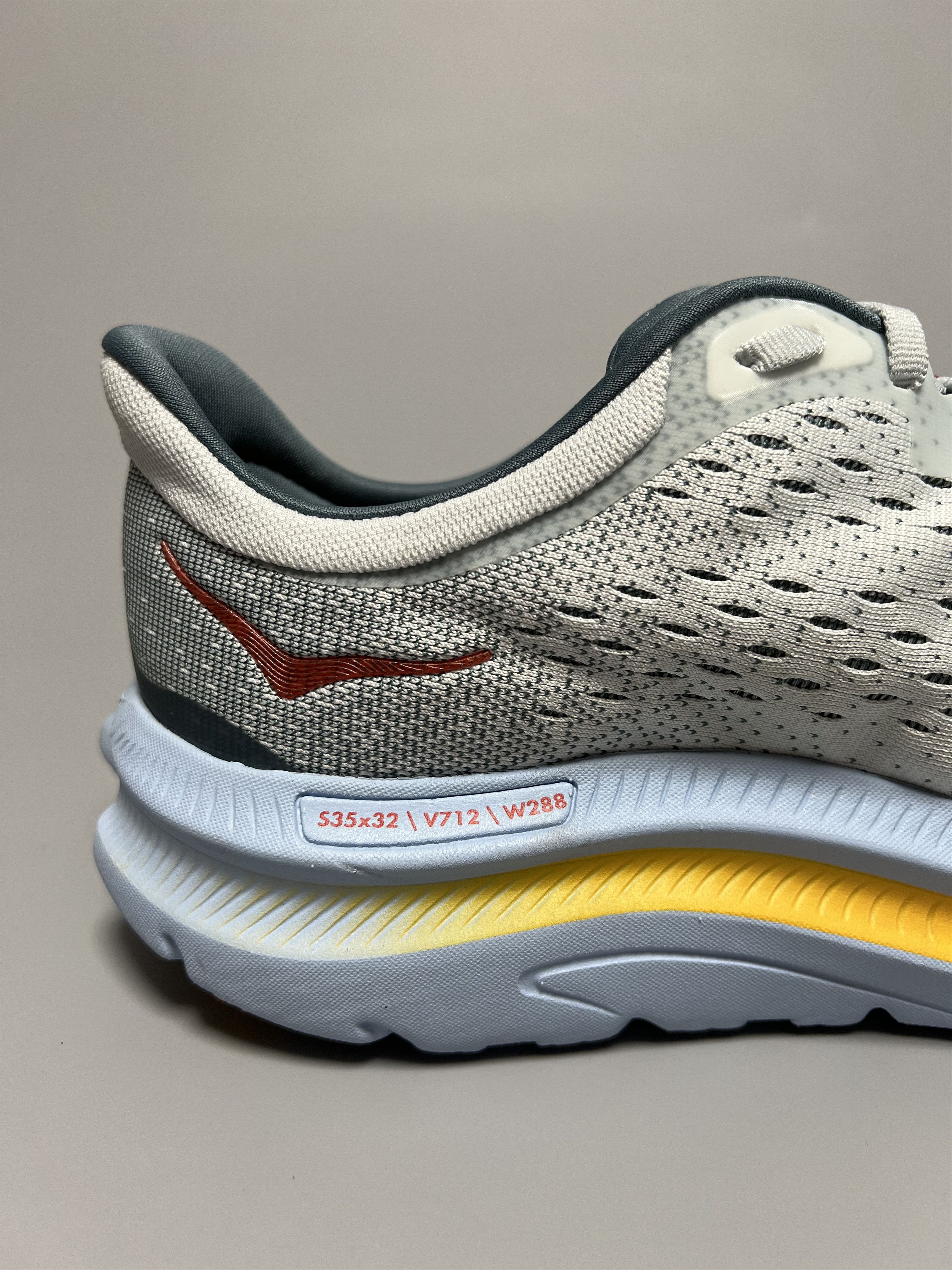 Hoka 10.5D Hoka One One Kawana Men's Running Shoes Walking Gym Size US 10.5 / EU 43-44 - 6 Thumbnail