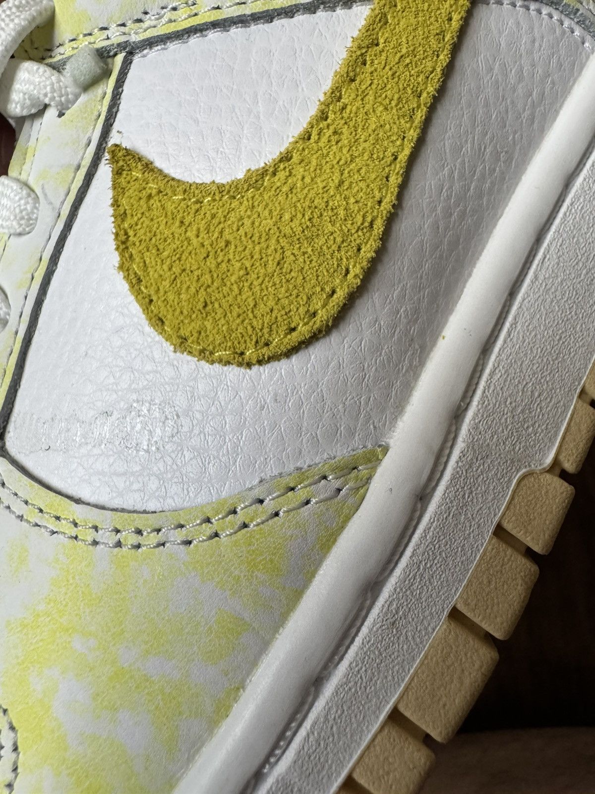Nike Nike Yellow Strike Dunk Low Size US 7 / IT 37 - 10 Thumbnail