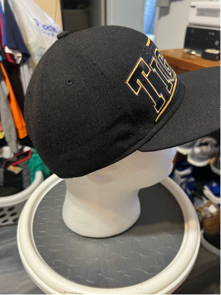 New Era Men's New Era LSU Tigers Hat Size 7 3/8 Black Size ONE SIZE - 4 Thumbnail