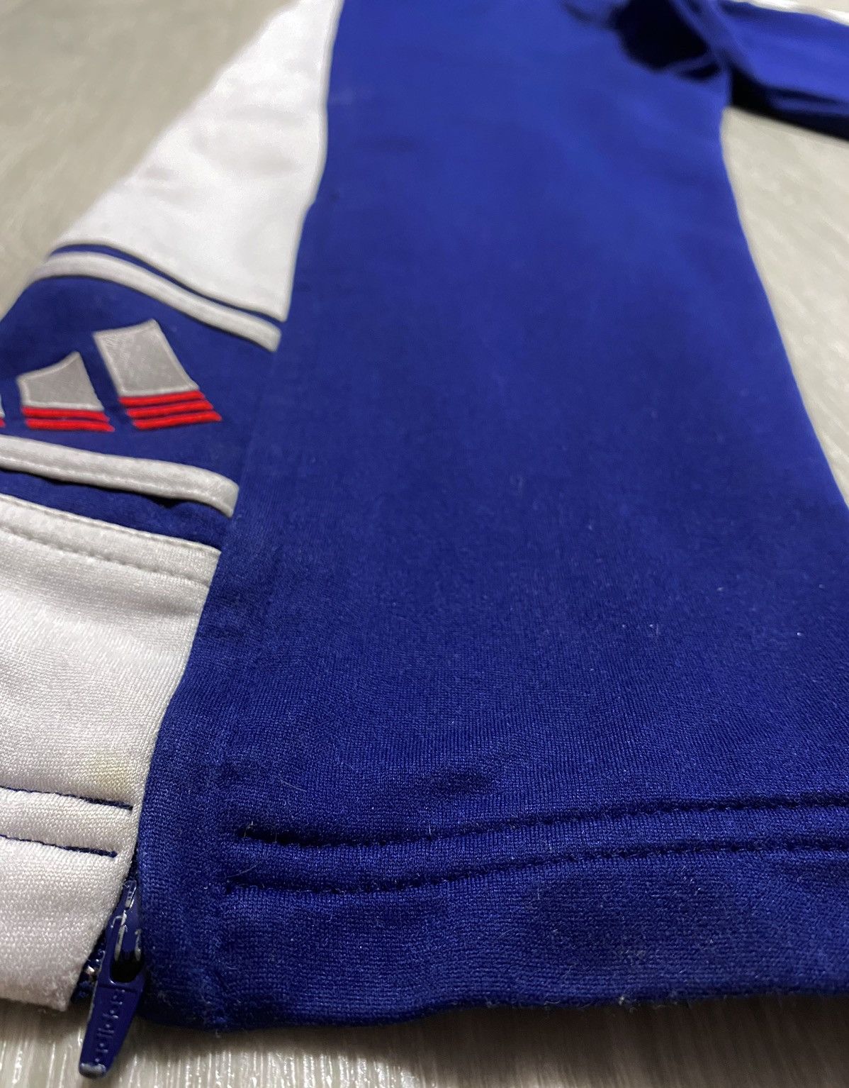 Adidas Adidas AW’99 Side Stripe Embroidered Logo Zip Track Pants Size US 30 / EU 46 - 14 Thumbnail