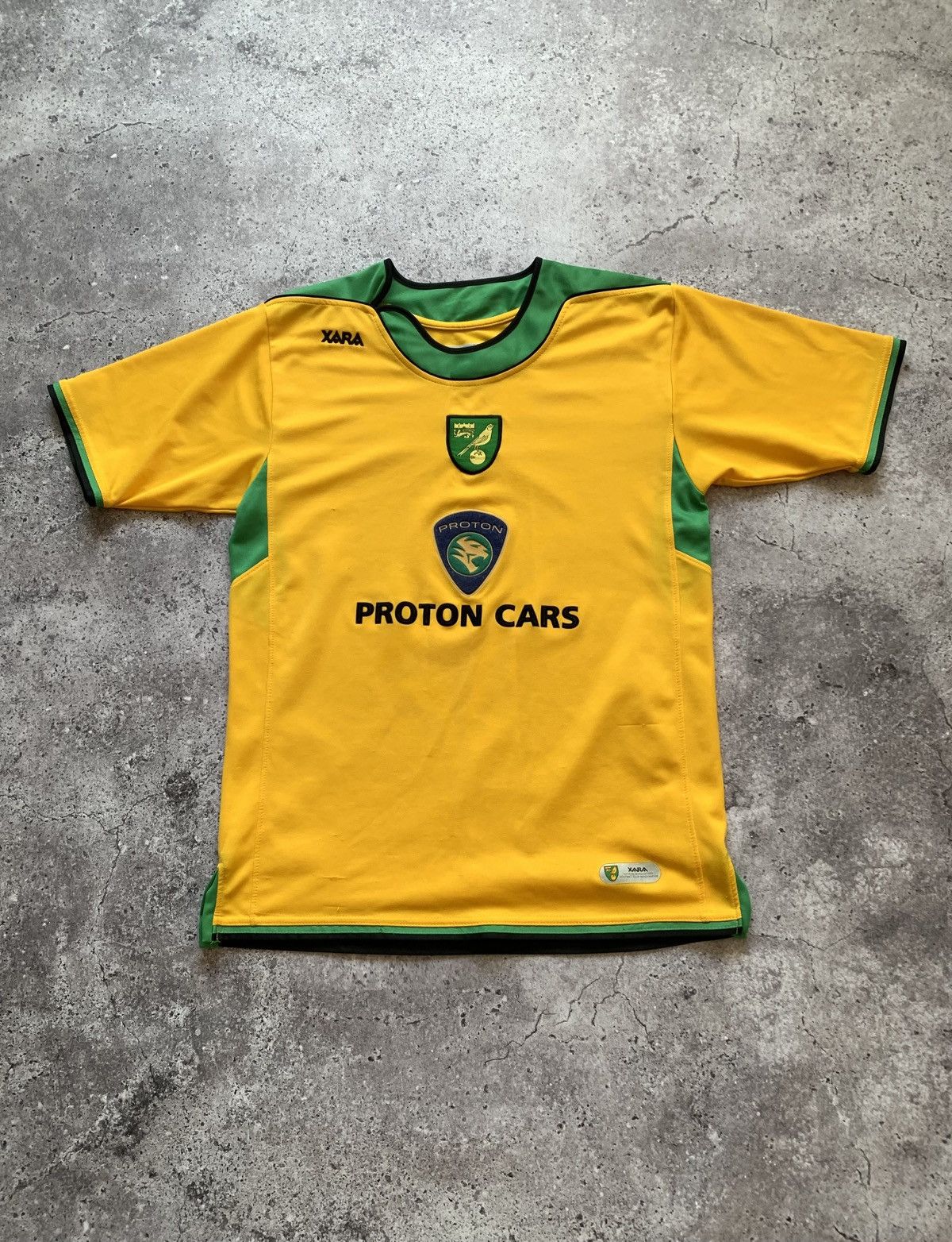 Other 🔥XARA NORWICH CITY 2005/06 HOME FOOTBALL SOCCER JERSEY KIT Size US S / EU 44-46 / 1 - 1 Thumbnail