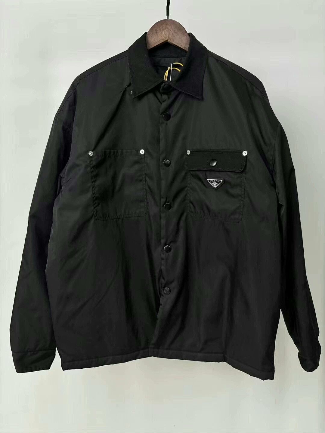 Prada prada iron triangle logo outerwear jacket Size US M / EU 48-50 / 2 - 1 Thumbnail