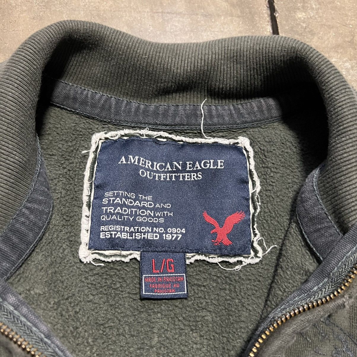 American Eagle Outfitters Vintage American Eagle Zip Up Sweatshirt Jacket Grunge Prep Size US L / EU 52-54 / 3 - 9 Thumbnail