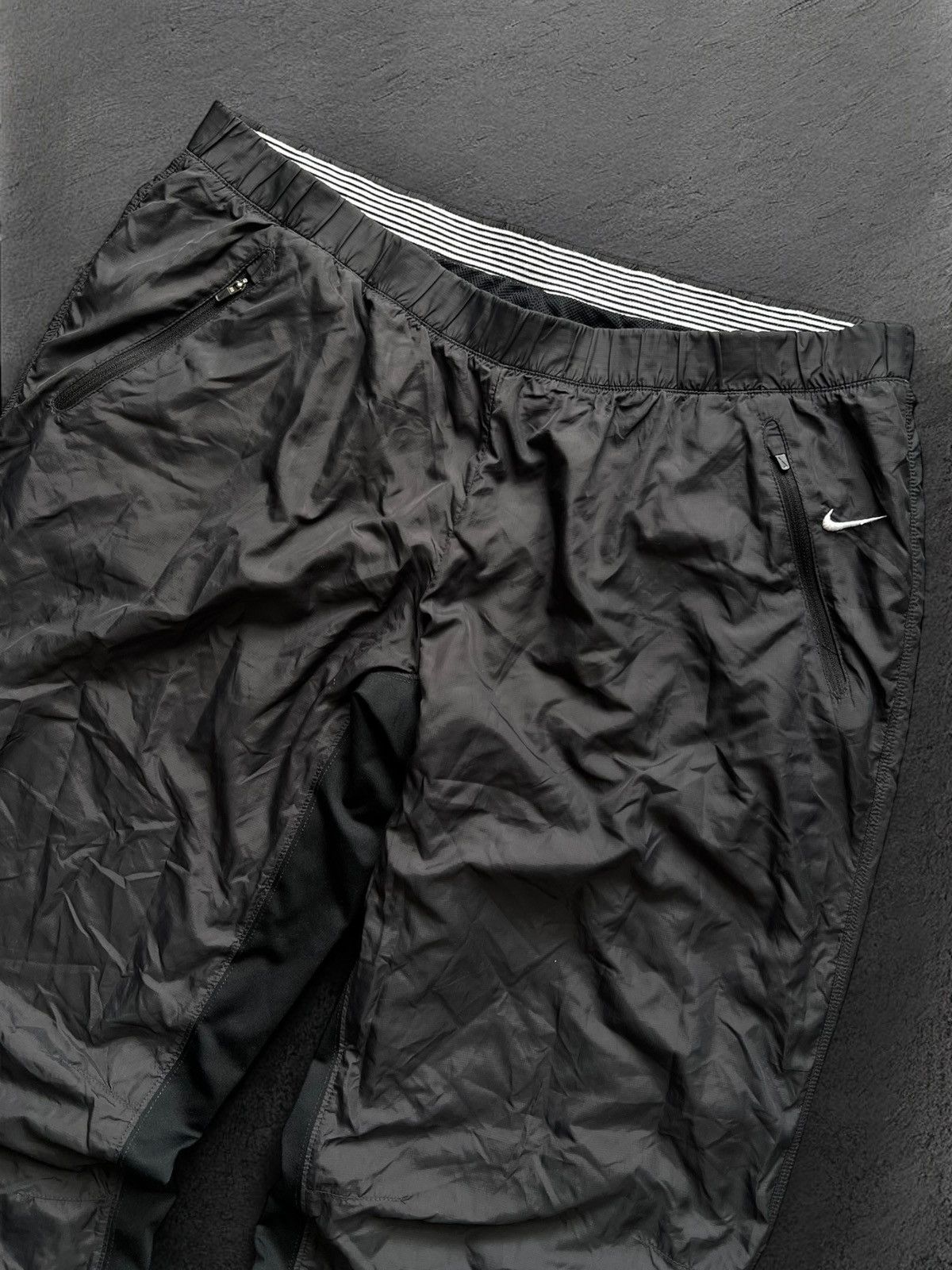 Vintage Nike parachute pants