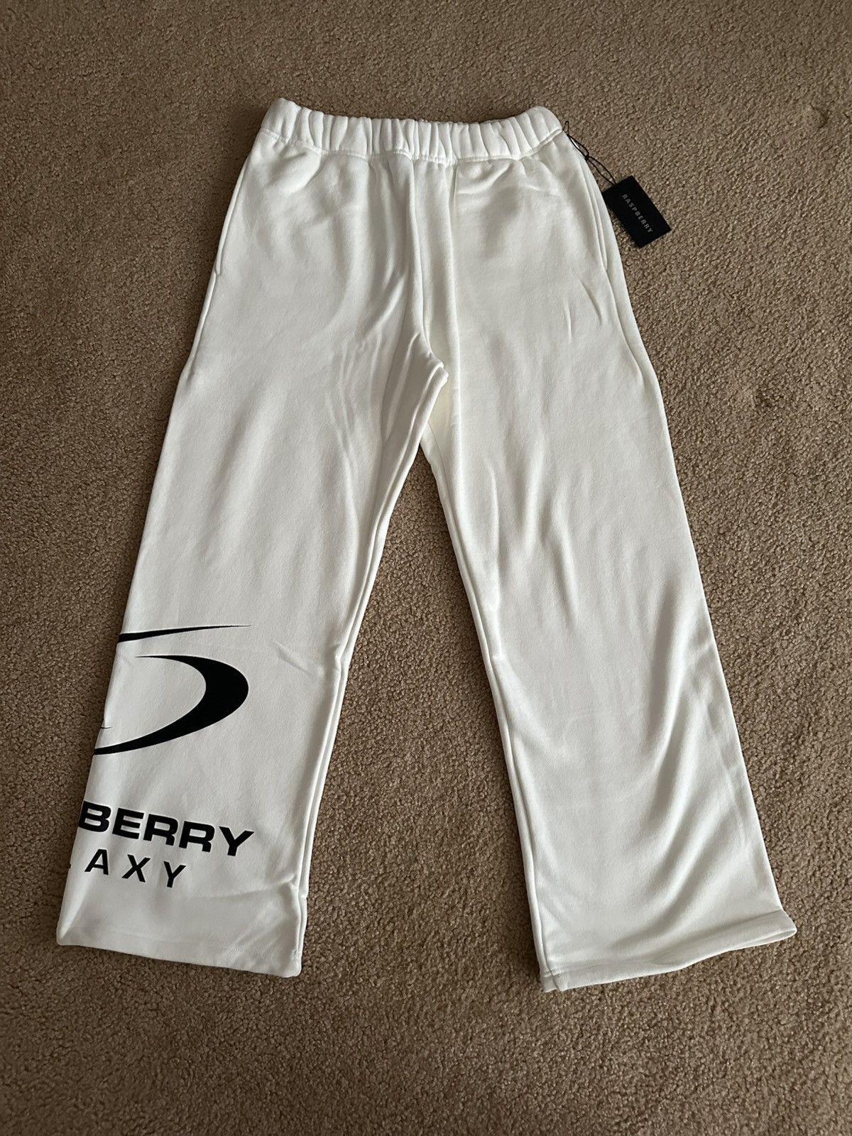 The GV Gallery GV Gallery Raspberry Hills Galaxy Sweatpants Size Small Size US 32 / EU 48 - 1 Thumbnail