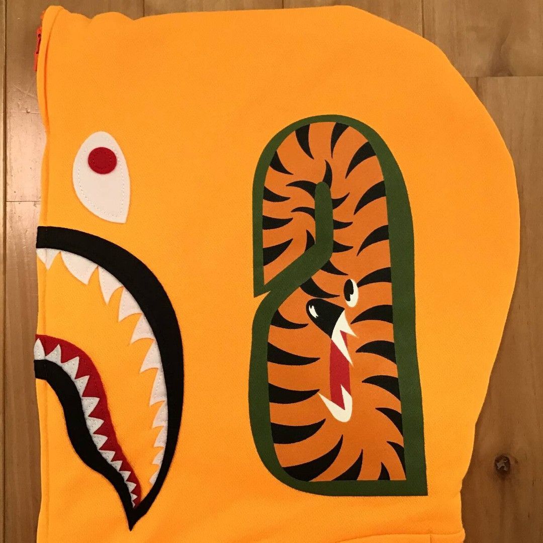 Bape BAPE Neon Shark Full Zip Hoodie a bathing ape Size US L / EU 52-54 / 3 - 5 Thumbnail
