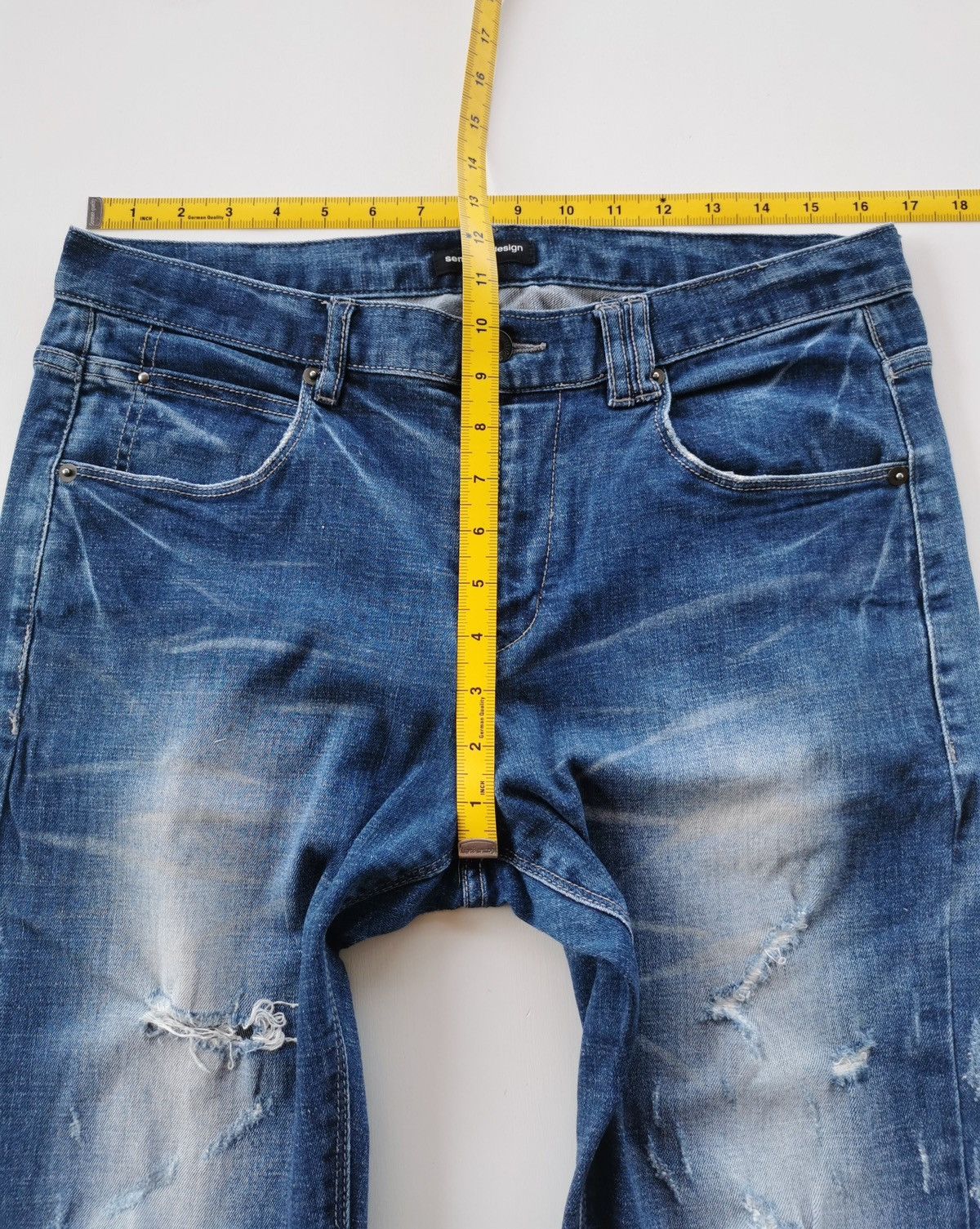 In The Attic Thrashed Semantic Design Jeans Size US 33 - 7 Thumbnail