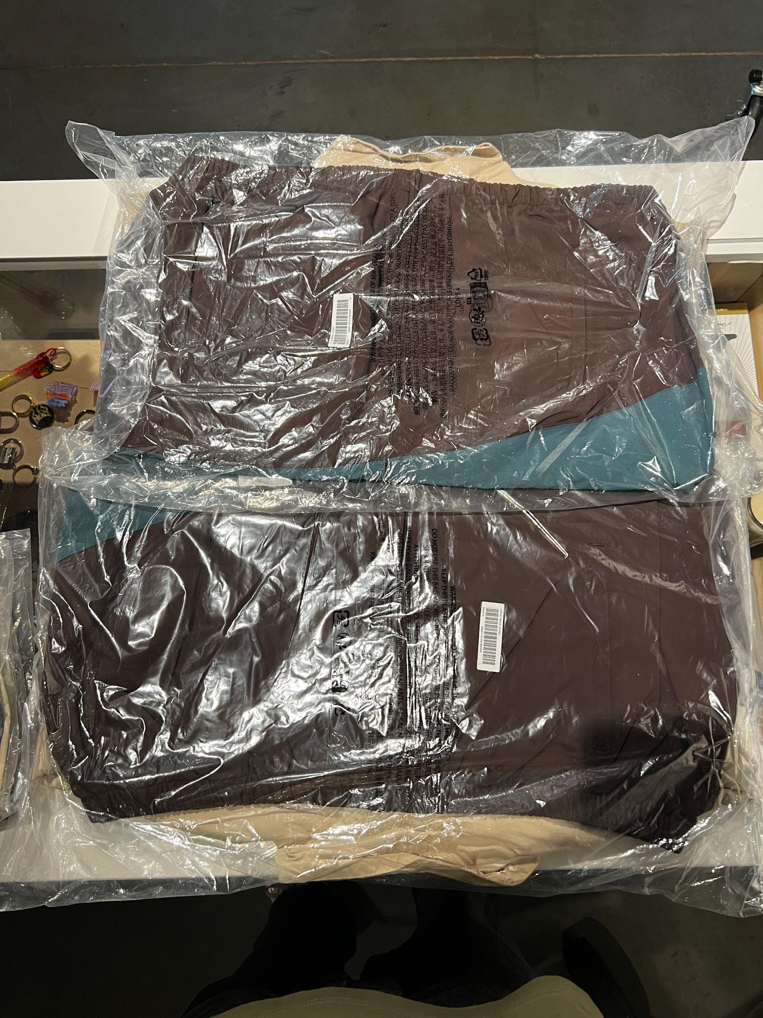 Hypebeast × Streetwear × Supreme Supreme Curve Track Jacket Brown 
