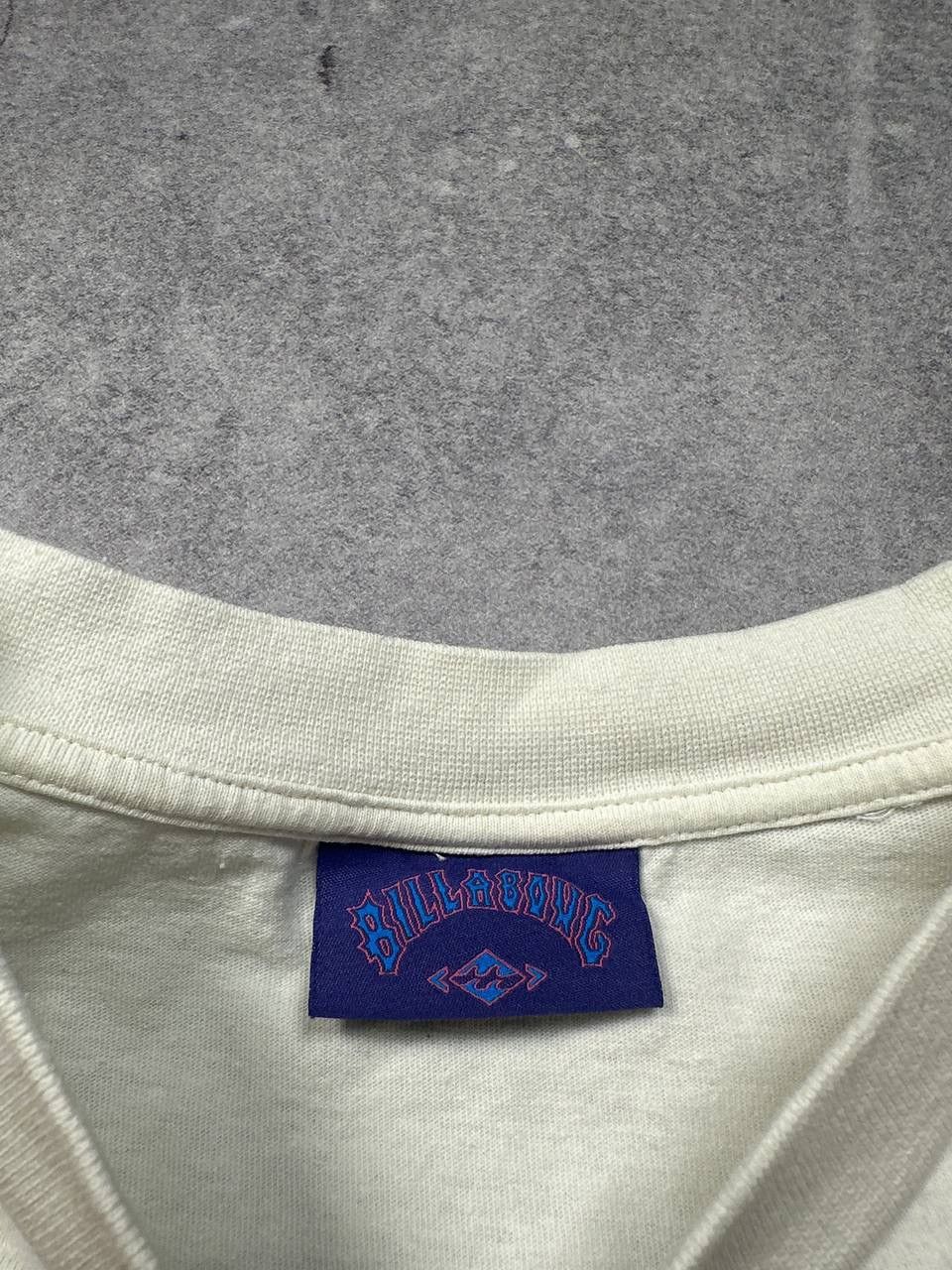 Billabong Vintage Billabong T-Shirt, Size M – Classic Surfwear Tee Size US M / EU 48-50 / 2 - 6 Thumbnail