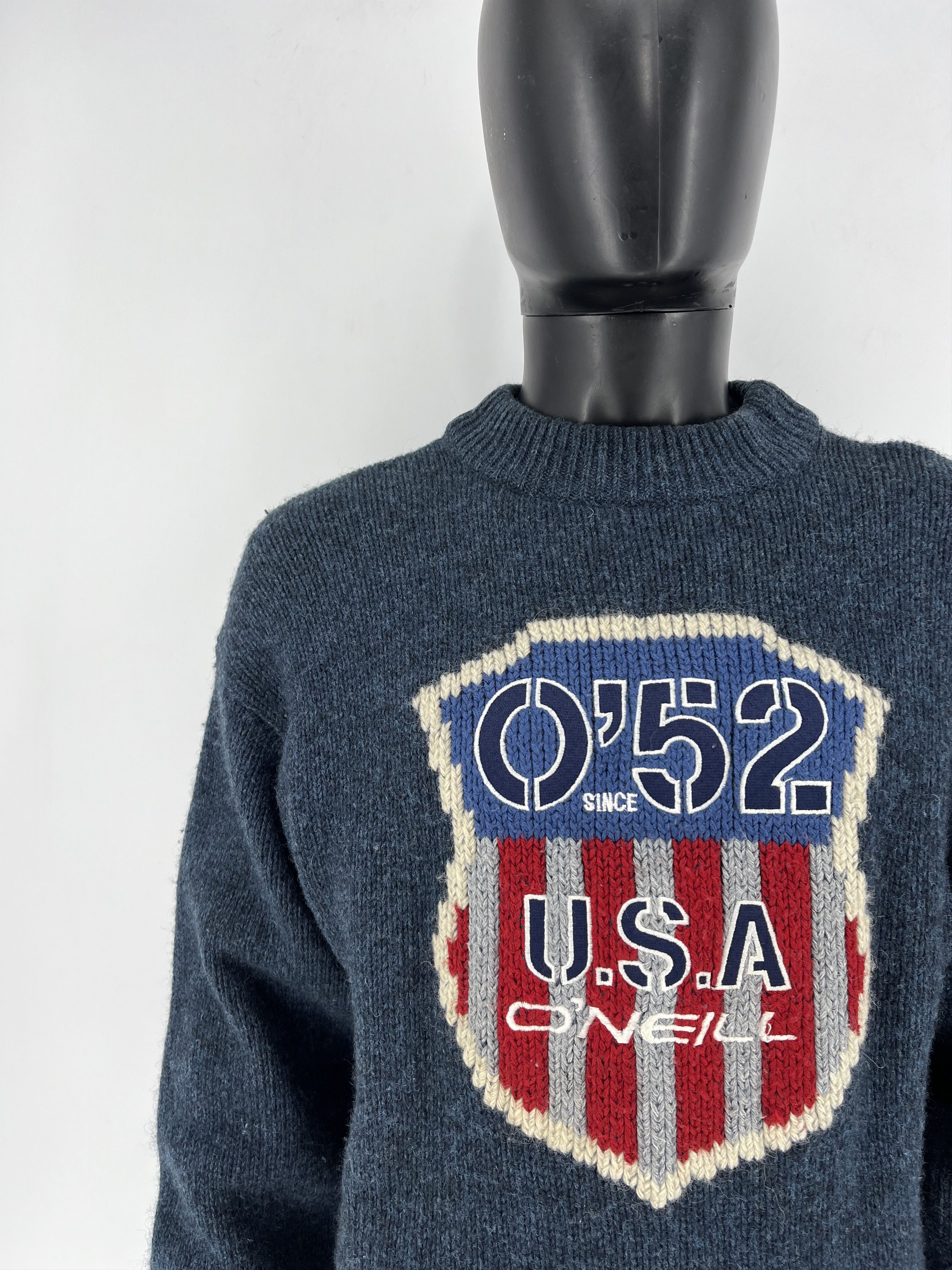 O'Neill × Vintage ONeill blue Knitted Jumper with embroidered spell-out on Size US M / EU 48-50 / 2 - 7 Thumbnail