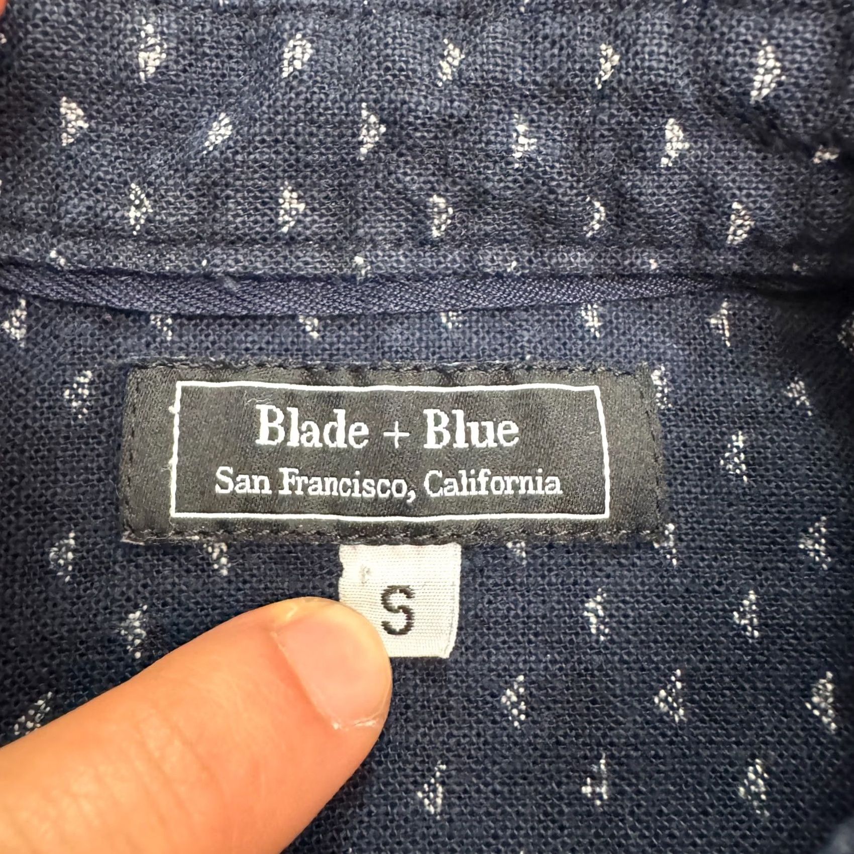 Vintage Blade + Blue Shirt Mens Small Navy Blue Cotton Long Sleeve Button-Up Geometric Button-Down Casual, Workwear, Travel Size US S / EU 44-46 / 1 - 6 Thumbnail