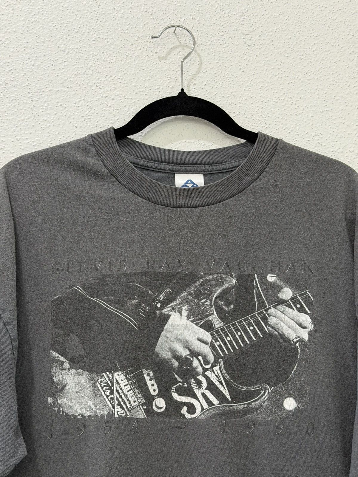 Band Tees Vintage Y2K Stevie Ray Vaughn 1954-1990 SRV Tshirt Size XL Size US XL / EU 56 / 4 - 2 Thumbnail
