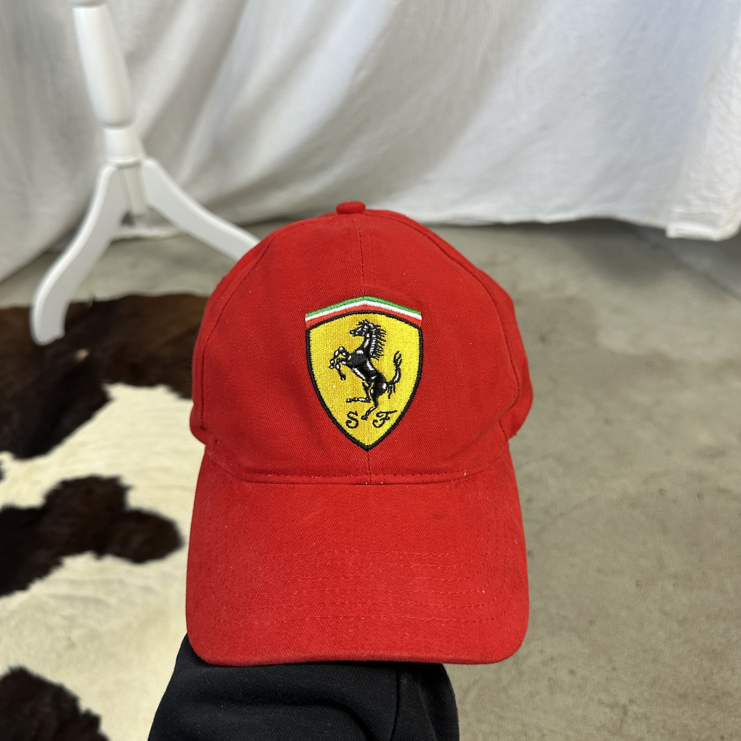 Ferrari × Vintage Vintage Streetwear Sportswear Athleisure Moto Ferrari Hat Size ONE SIZE - 2 Thumbnail