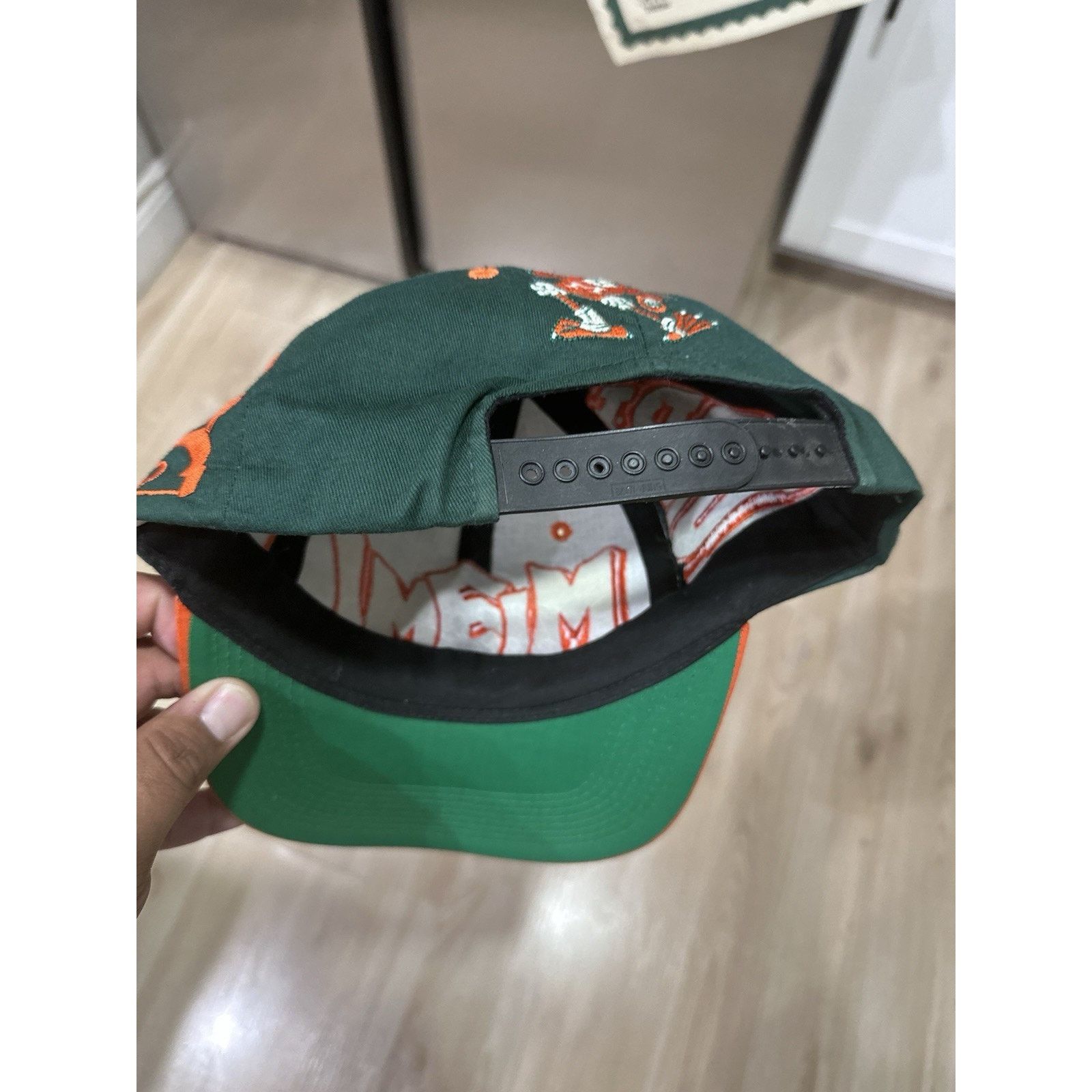 & Other Stories Vintage 1990s Miami Hurricanes Spellout Snapback Hat Size ONE SIZE - 7 Thumbnail