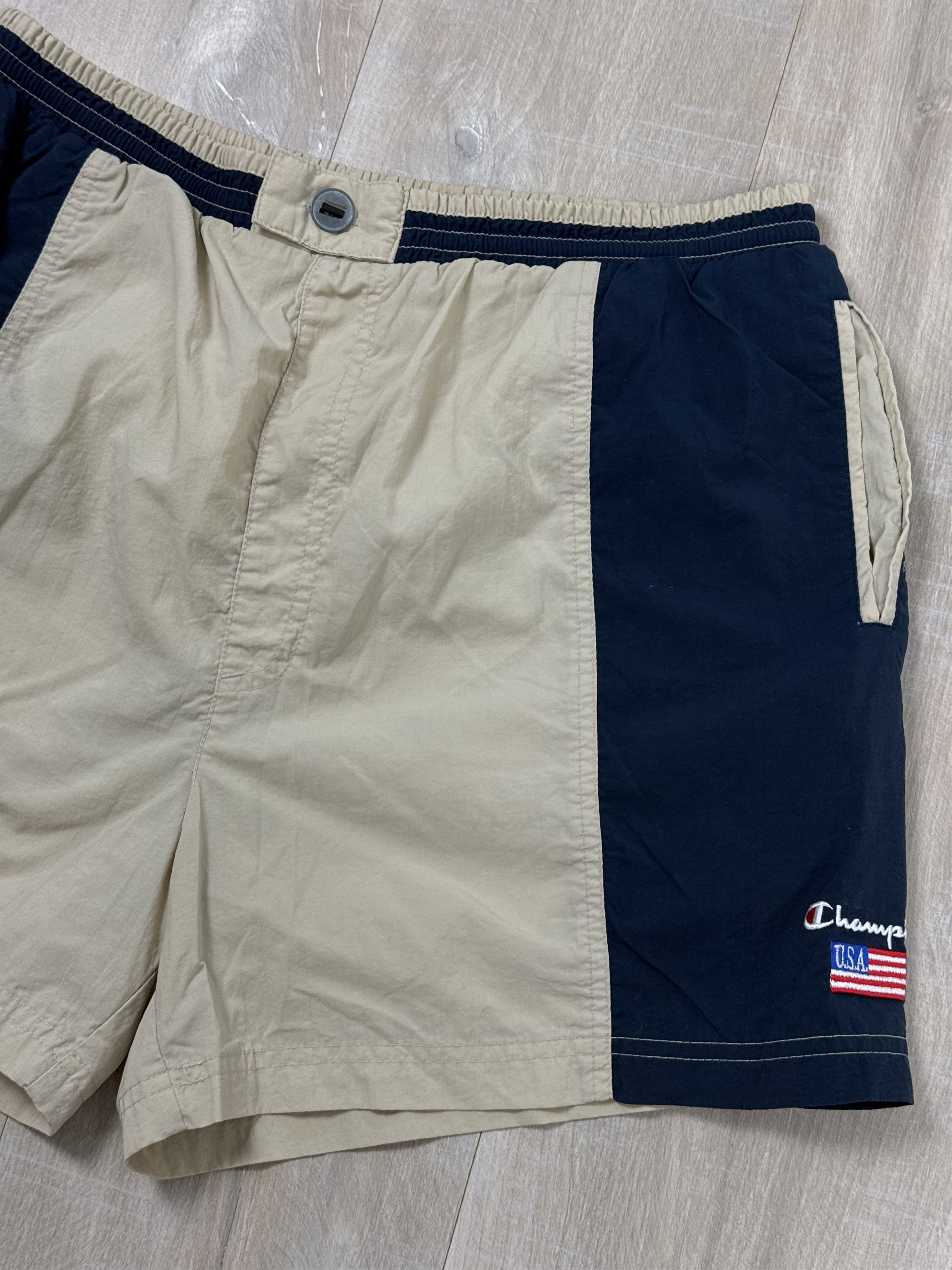 Champion Vintage 90s Champion USA Swimming Shorts Size US 38 / EU 54 - 2 Thumbnail