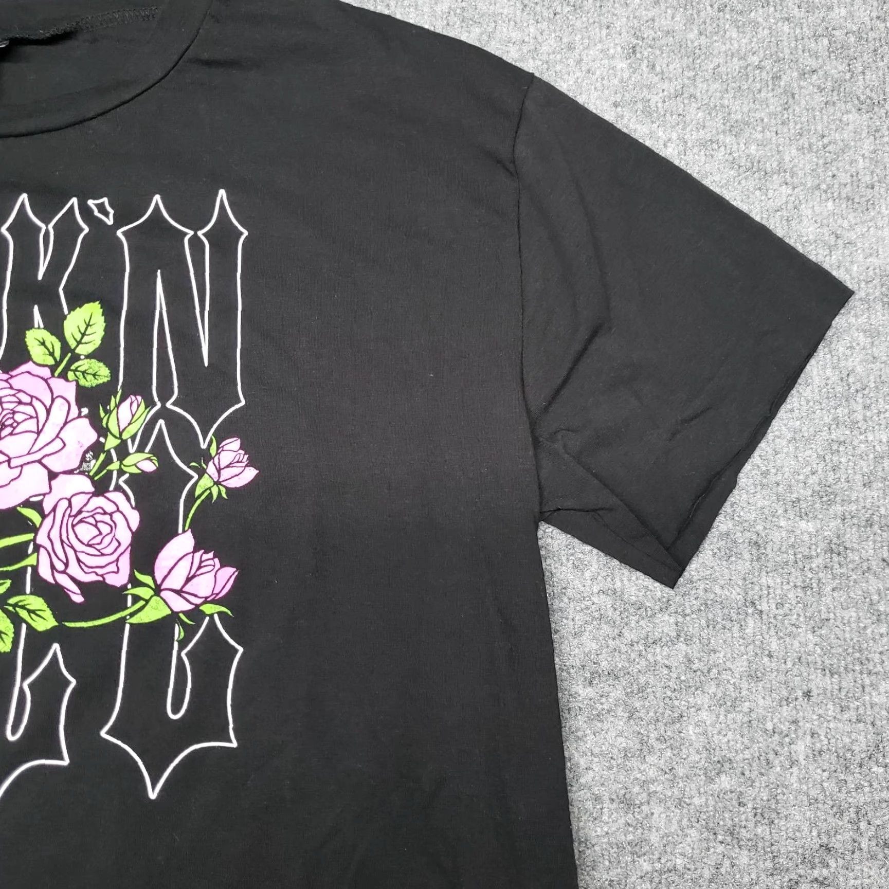 Vintage VINTAGE is not applicable; Rue21 Shirt Womens Plus 1X Black Rock N Roll Floral Graphic Side Slits T-Shirt 1X Black Womens Rock N Roll Floral Slits New Size XL / US 12-14 / IT 48-50 - 4 Thumbnail