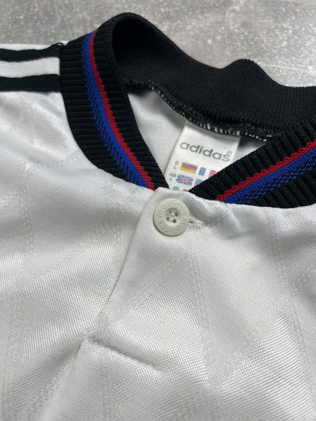 Adidas Adidas FC Bayern Munich Away Football Shirt 1993–95 Vintage Size US L / EU 52-54 / 3 - 8 Thumbnail