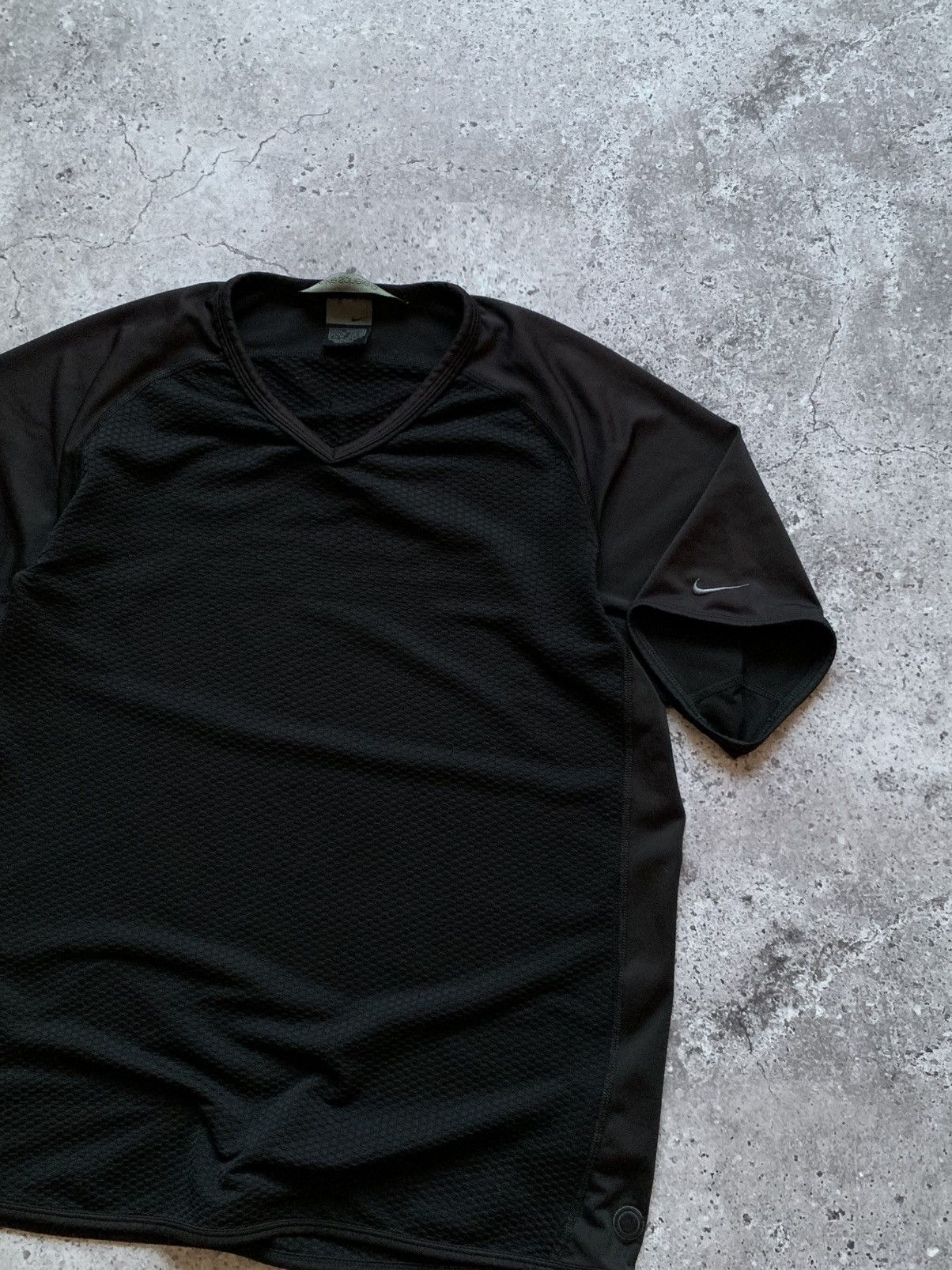 Nike 🔥VINTAGE NIKE SPHERE 00’s DRILL SHIX TN STYLE TSHIRT Size US M / EU 48-50 / 2 - 1 Thumbnail