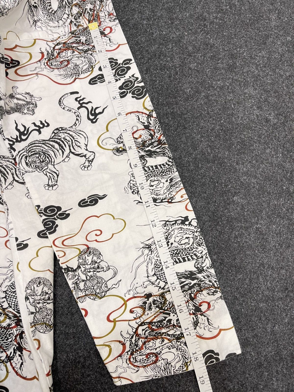 Japanese Brand Button-Up Shirt Tiger & Dragon Full Print Statement Shirt Size US XL / EU 56 / 4 - 9 Thumbnail