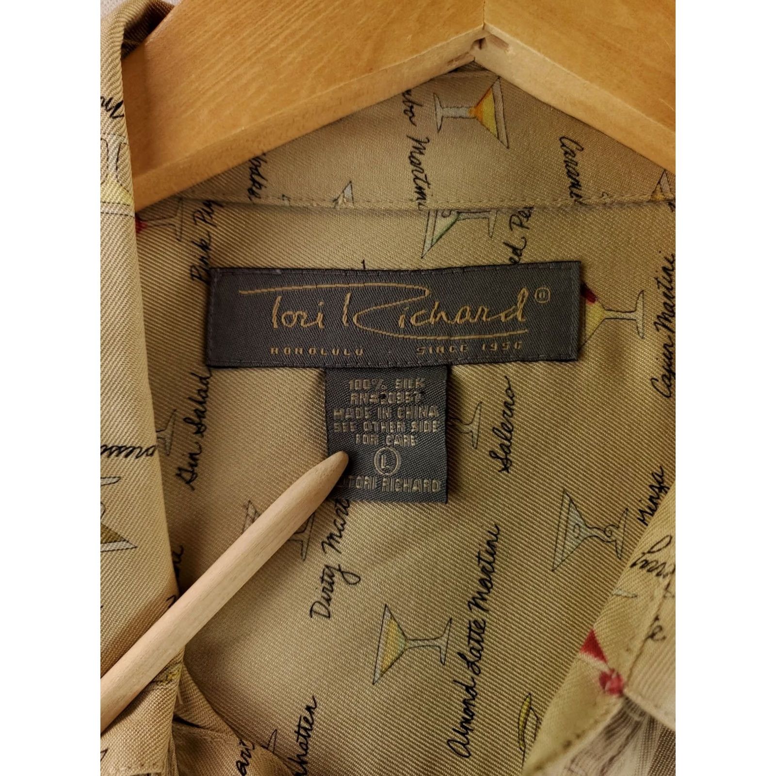 Tori Richard Tori Richard Shirt 100% Silk Cocktails Martinis Short Sleeve Mens L Tan Brown Silk Size US L / EU 52-54 / 3 - 3 Thumbnail