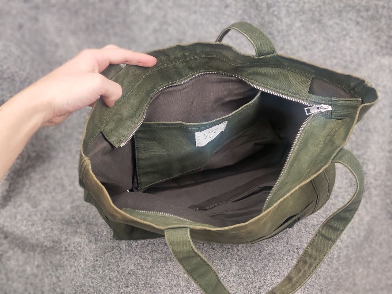 Maison Kitsune Maison Kitsuné Tote Fox Shopper Zip Bag Green Faded Color Size ONE SIZE - 16 Thumbnail