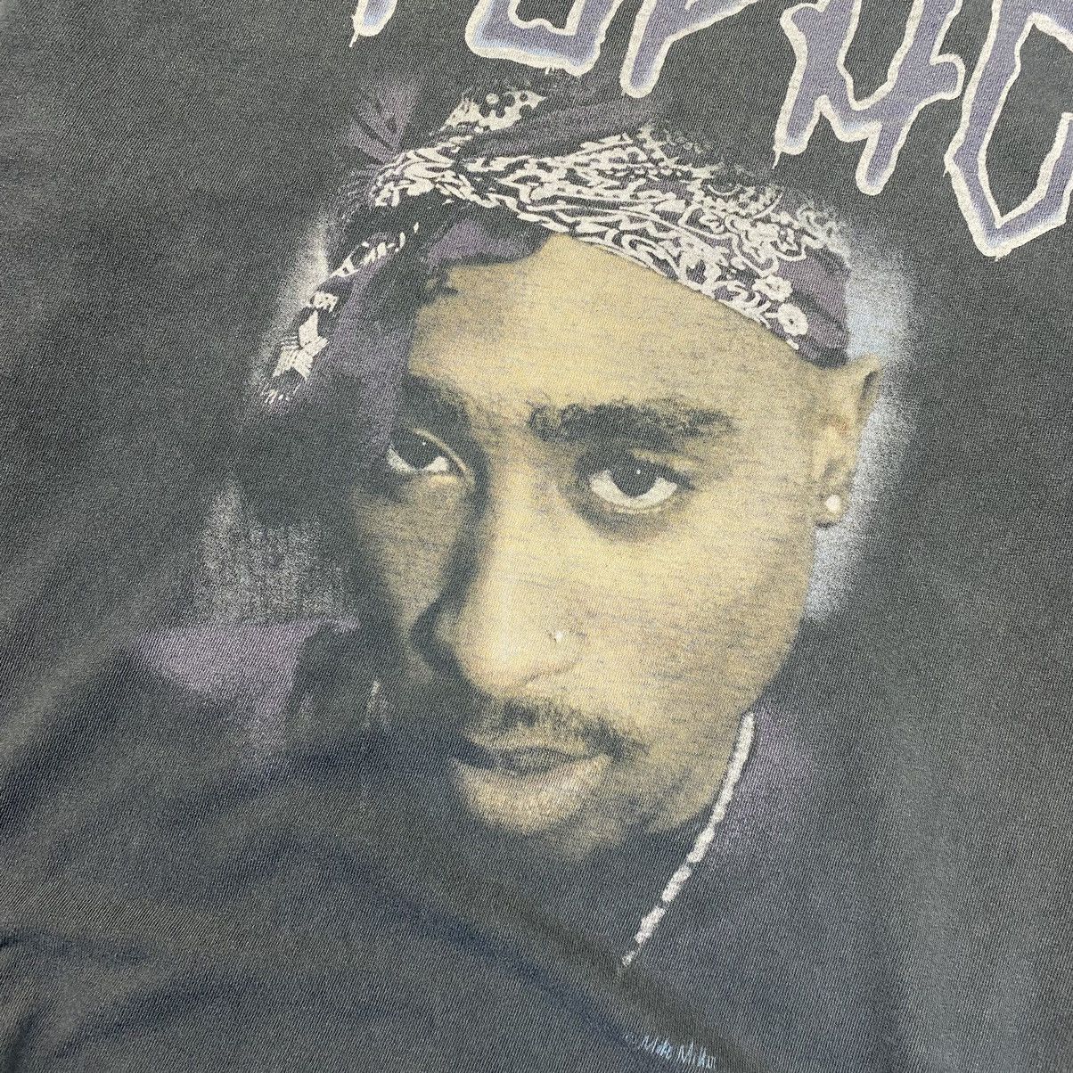 Band Tees Vintage Tupac 2Pac Big Face logo 2017 rap tee Size US XL / EU 56 / 4 - 3 Thumbnail