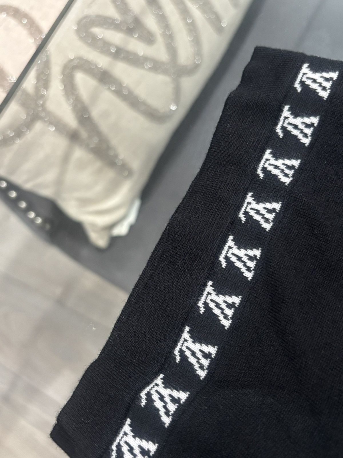 Louis Vuitton Louis Vuitton Short-Sleeved Cotton Crewneck Authentic Size US S / EU 44-46 / 1 - 4 Thumbnail