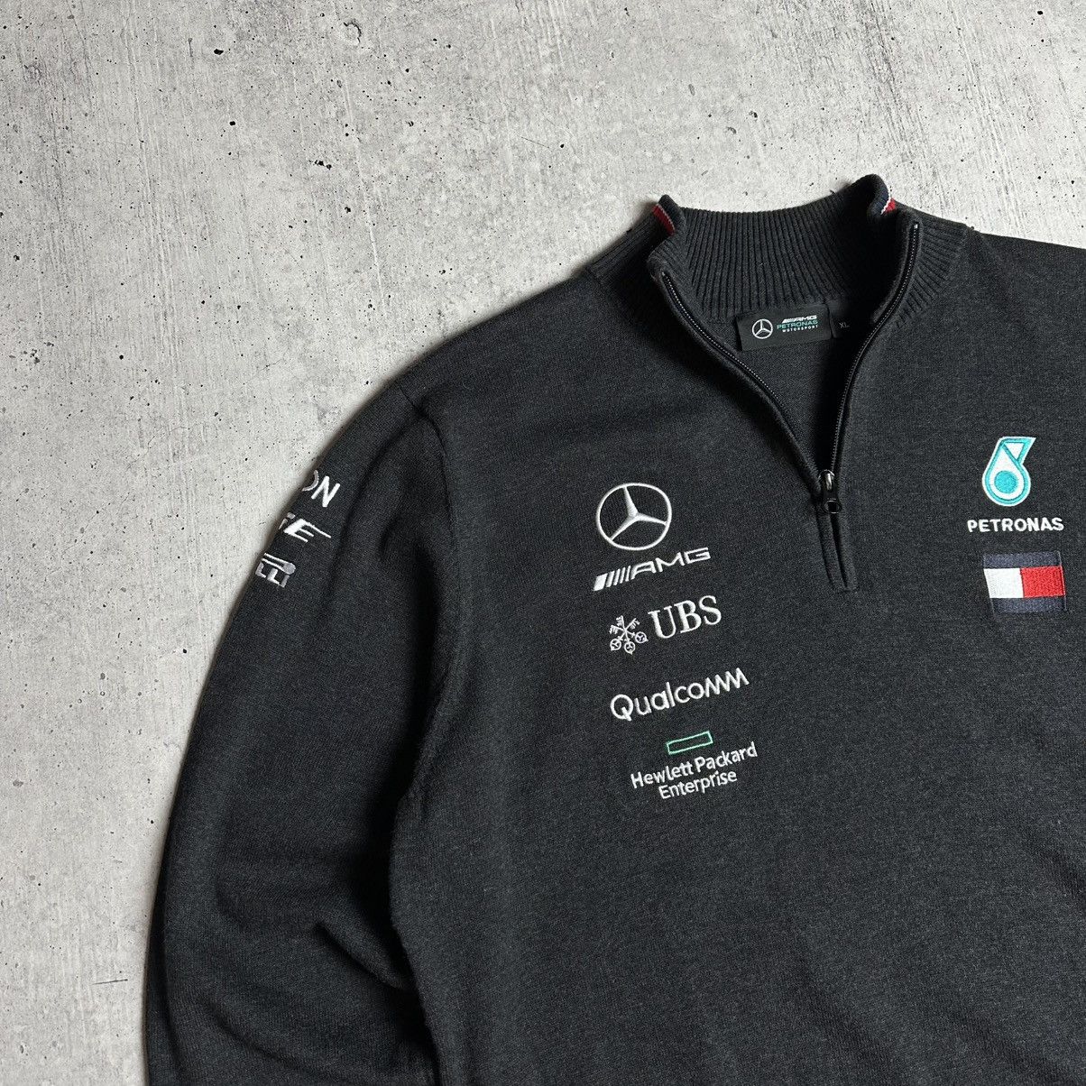 Mercedes-Benz × Tommy Hilfiger Formula Uno Mercedes Benz AMG Petronas 1/4 Zip Nylon Sweater Size US XL / EU 56 / 4 - 3 Thumbnail