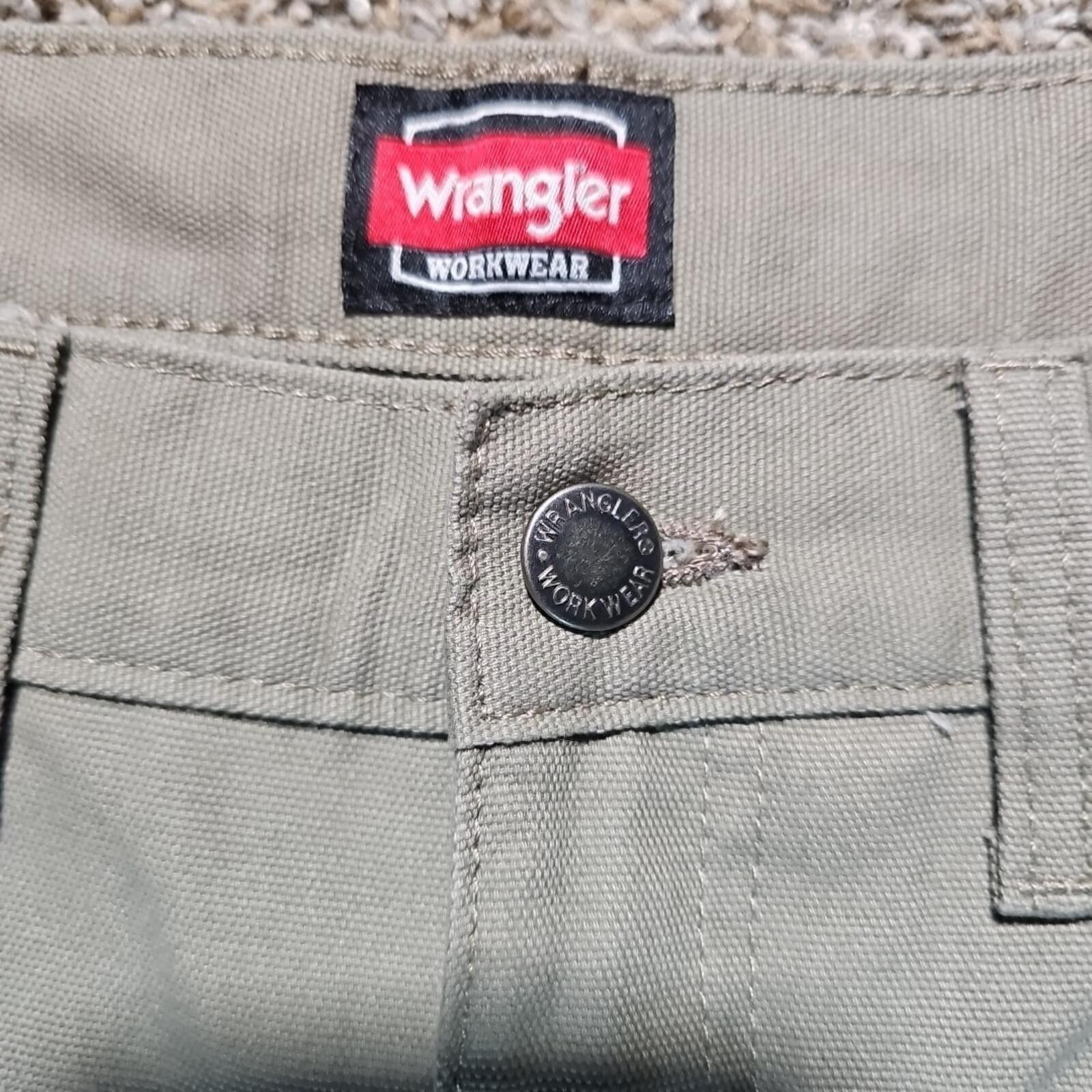 Wrangler Wrangler Workwear 44x32 Utility Relaxed Jeans NWT Size US 44 / EU 60 - 4 Thumbnail