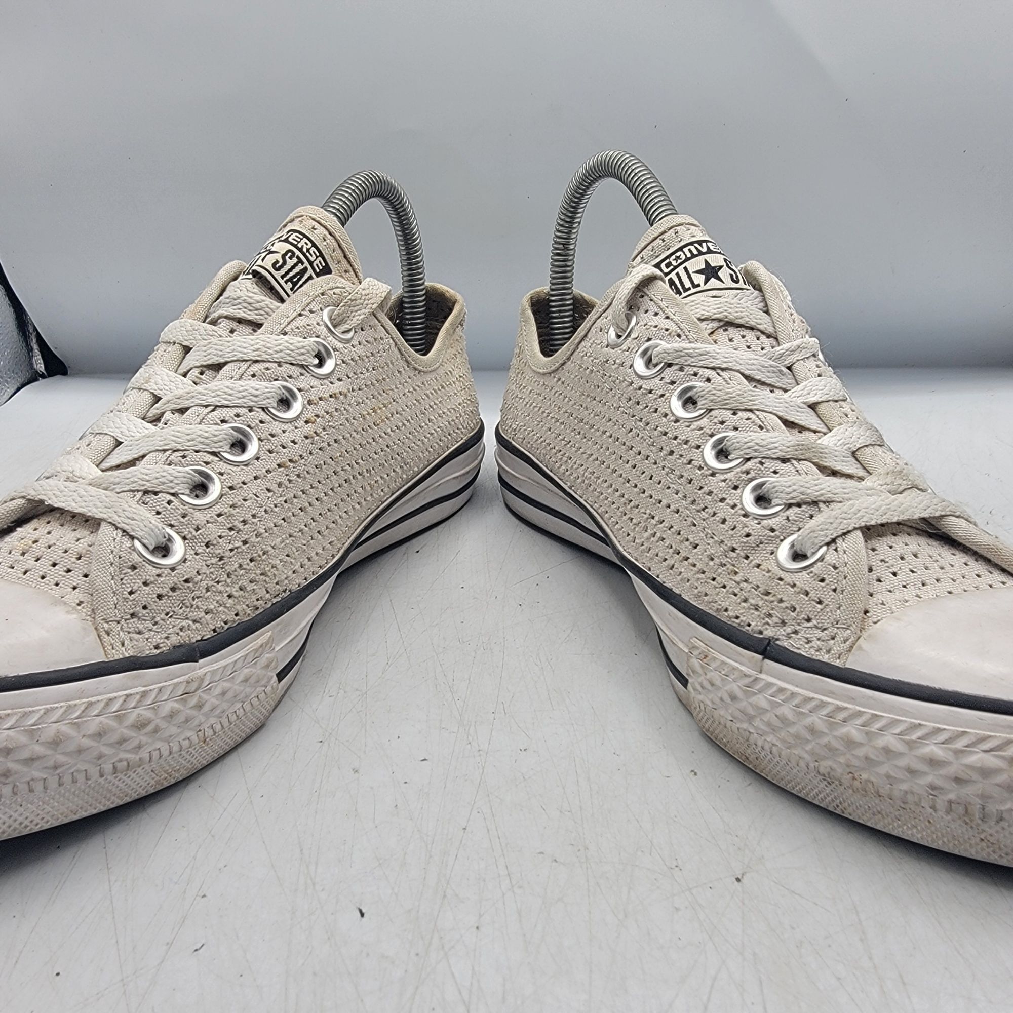 Converse Converse Chuck Taylor All Star Low Top Perforated Womens Siz Size US 7.5 / IT 37.5 - 3 Thumbnail