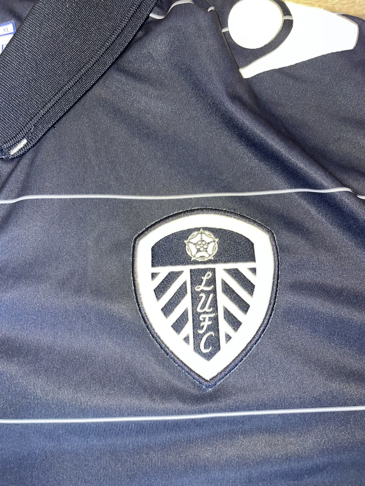 Vintage LEEDS UNITED 2014 2015 AWAY FOOTBALL SHIRT SOCCER JERSEY Size US XXL / EU 58 / 5 - 2 Thumbnail