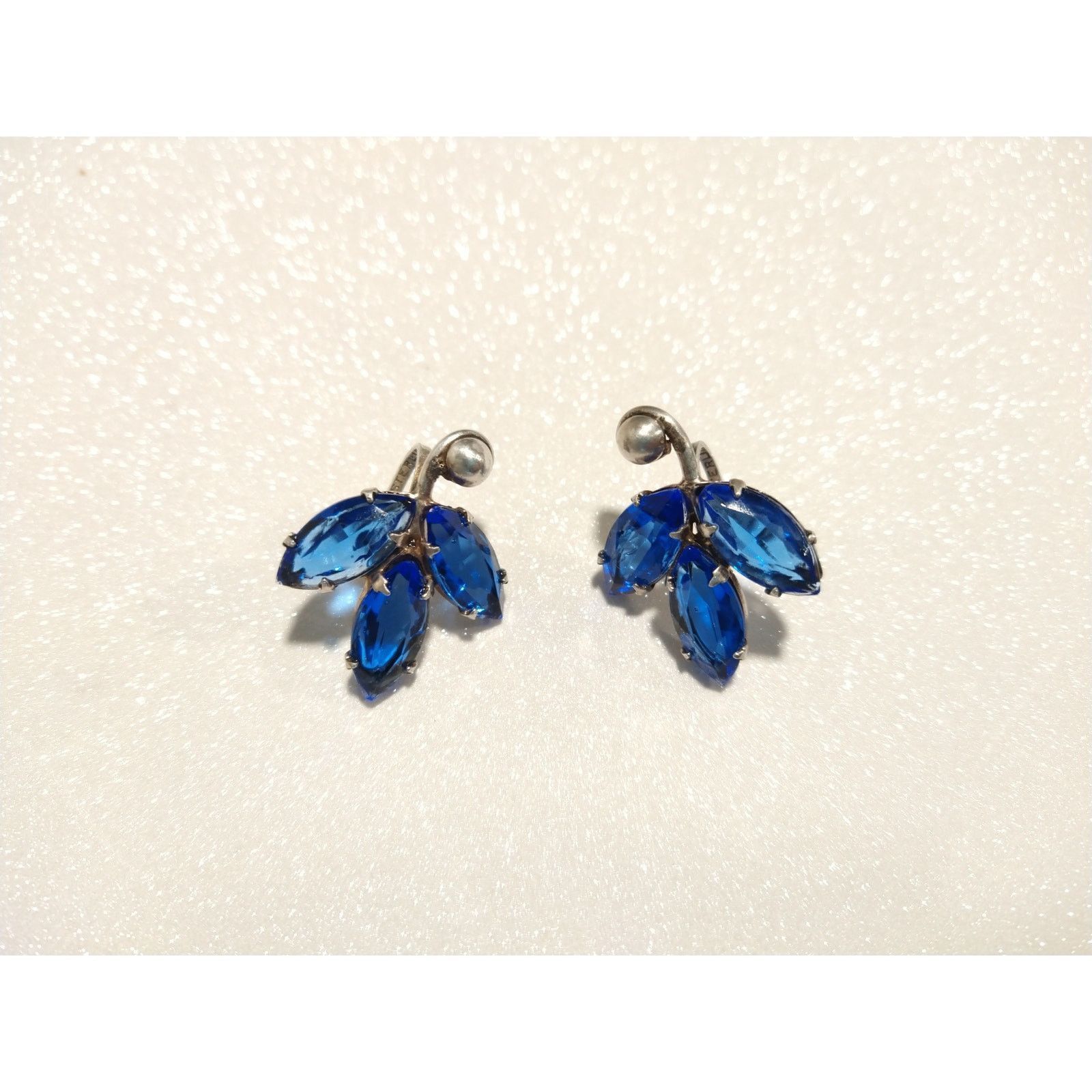 The Unbranded Brand Vintage Blue Crystal Solid Sterling Silver 925 Stud Earrings Size ONE SIZE - 4 Thumbnail