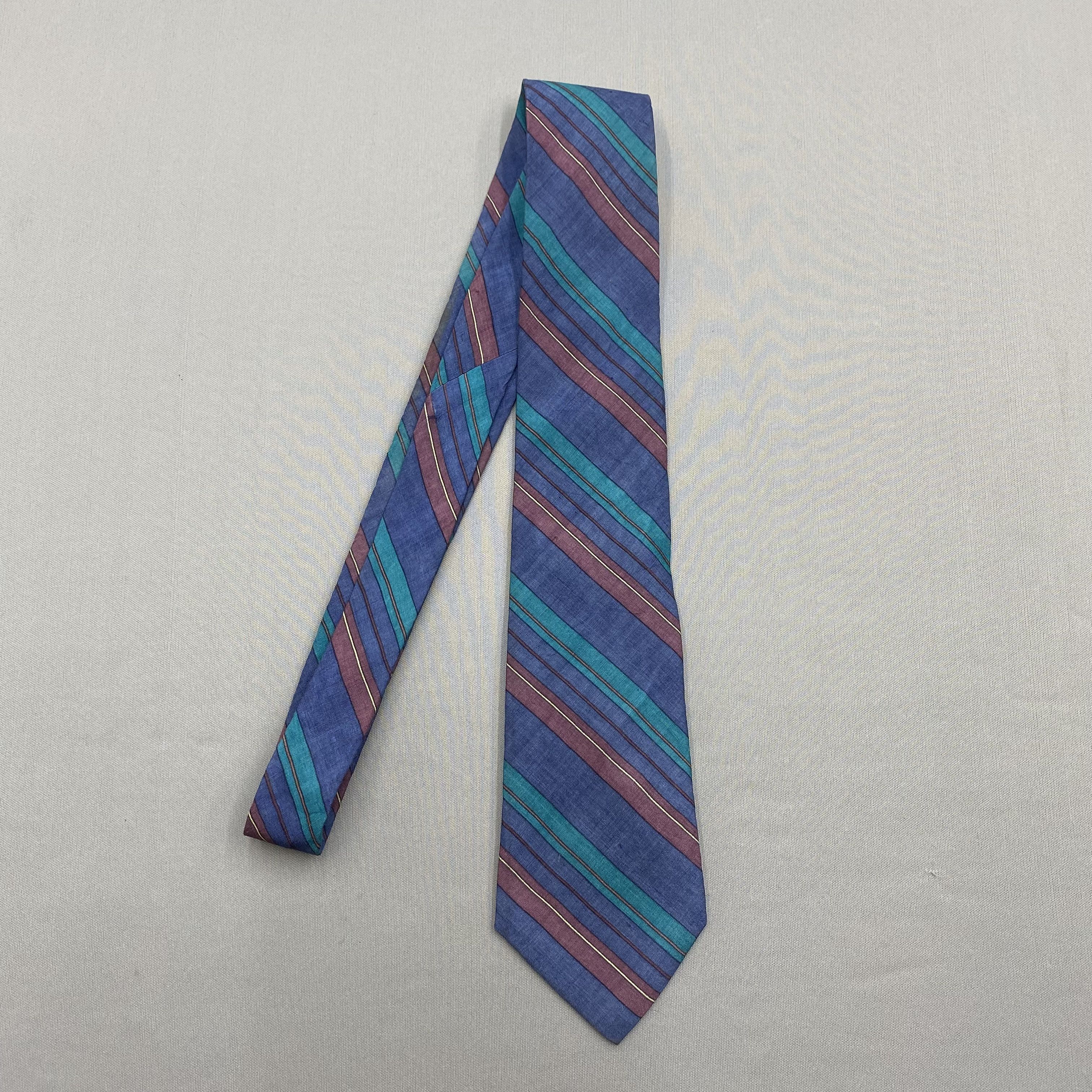 Japanese Brand Vintage Yves Saint Laurent SILK Necktie Cravate Pure Silk Size ONE SIZE - 4 Thumbnail