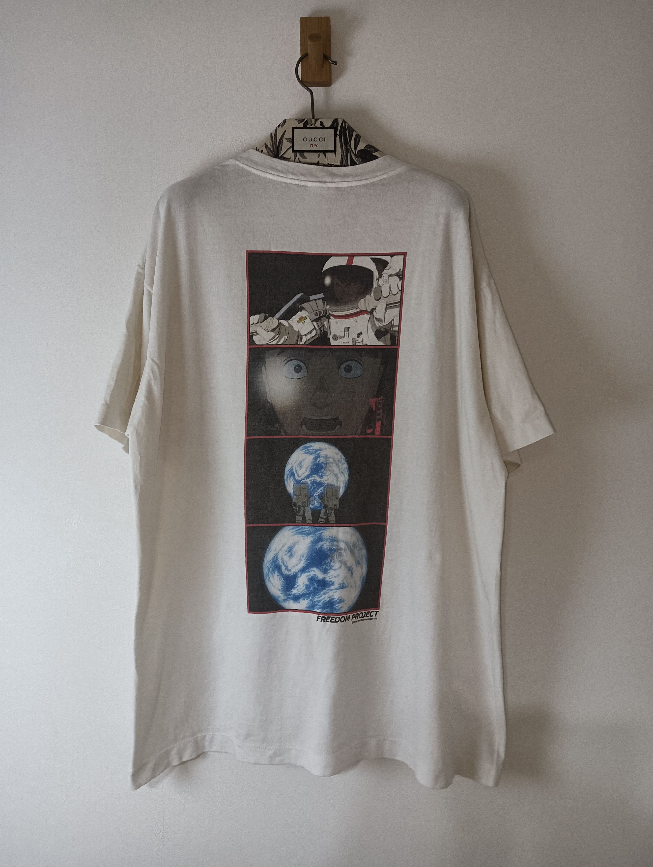 Saint Michael Freedom 'Astro' Tee Size US XL / EU 56 / 4 - 2 Thumbnail