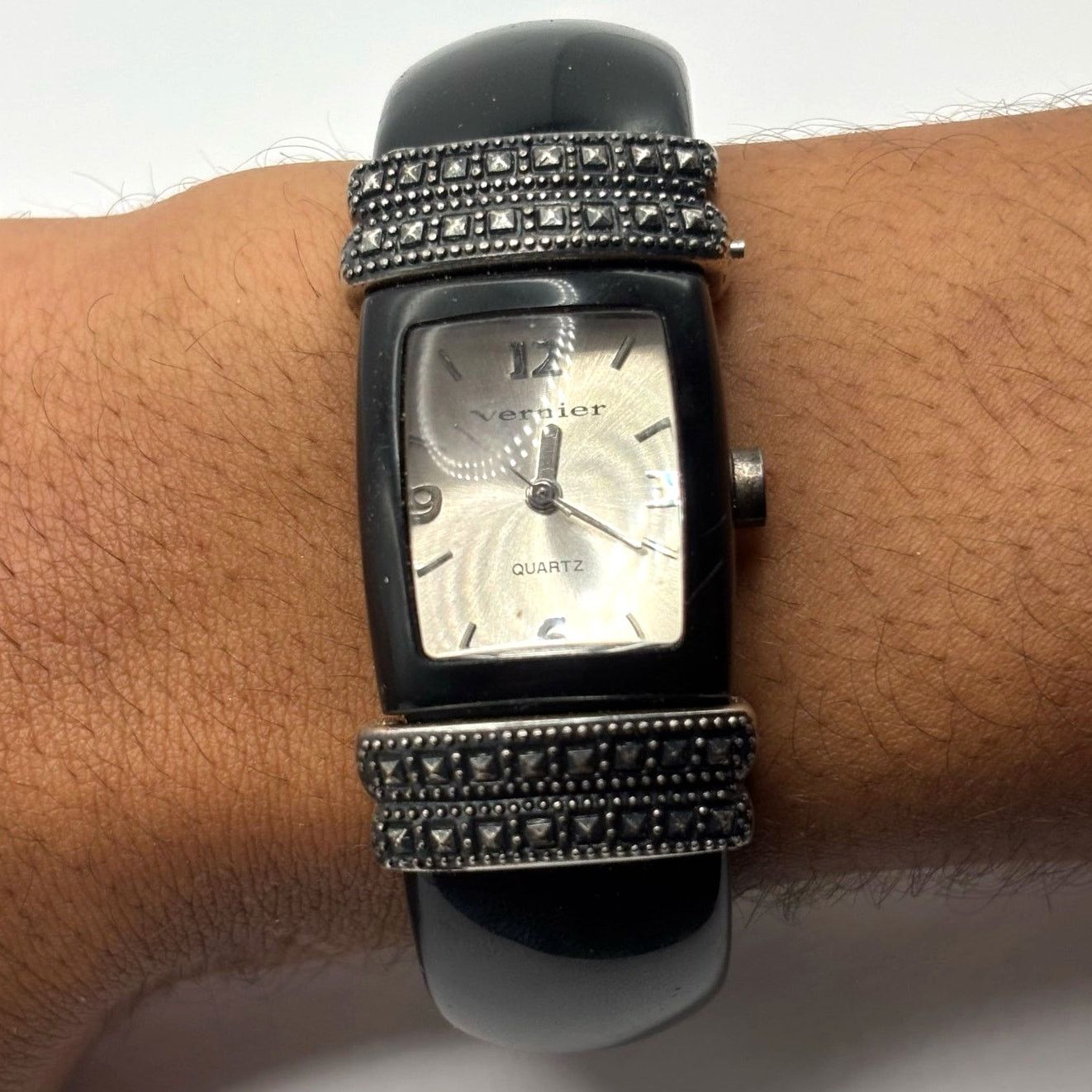 Other Black Vernier Cuff Watch Size ONE SIZE - 2 Thumbnail